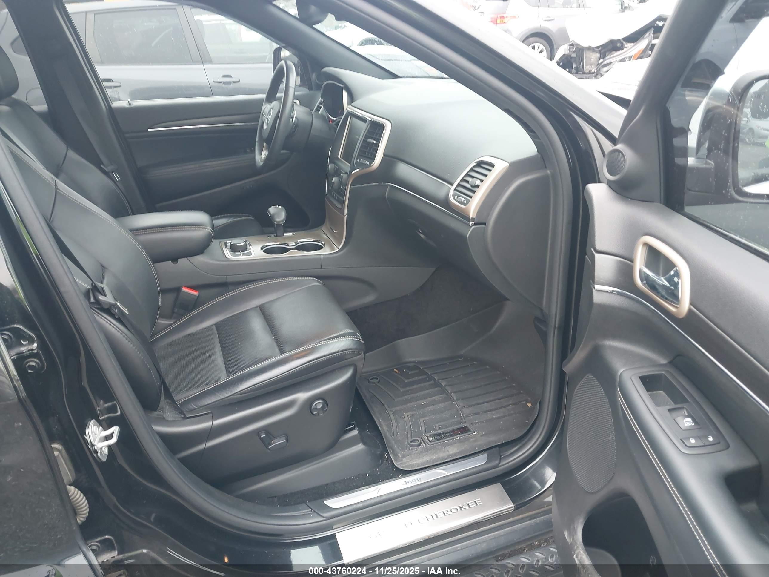 JEEP GRAND image 5
