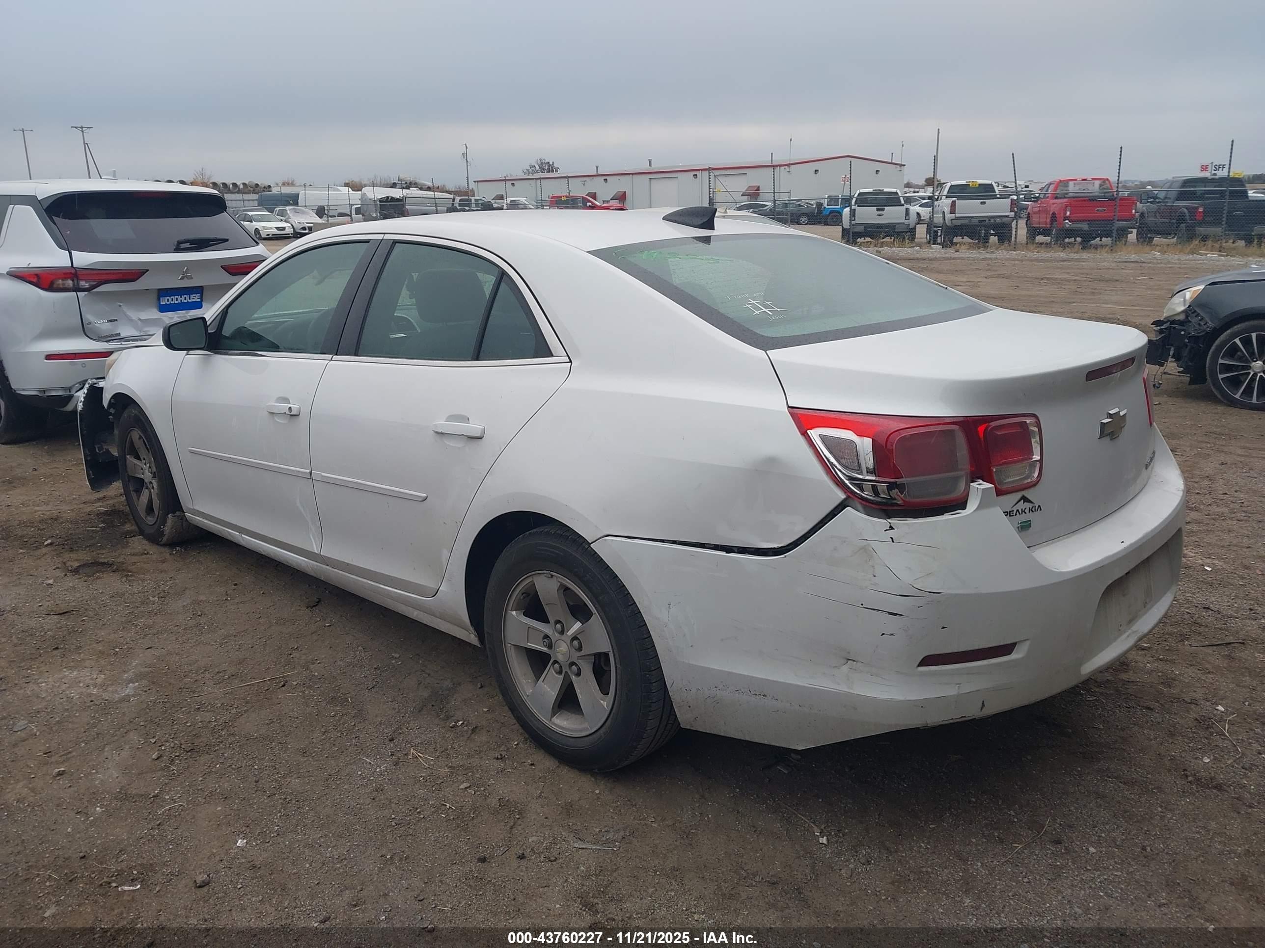 CHEVROLET MALIBU image 3