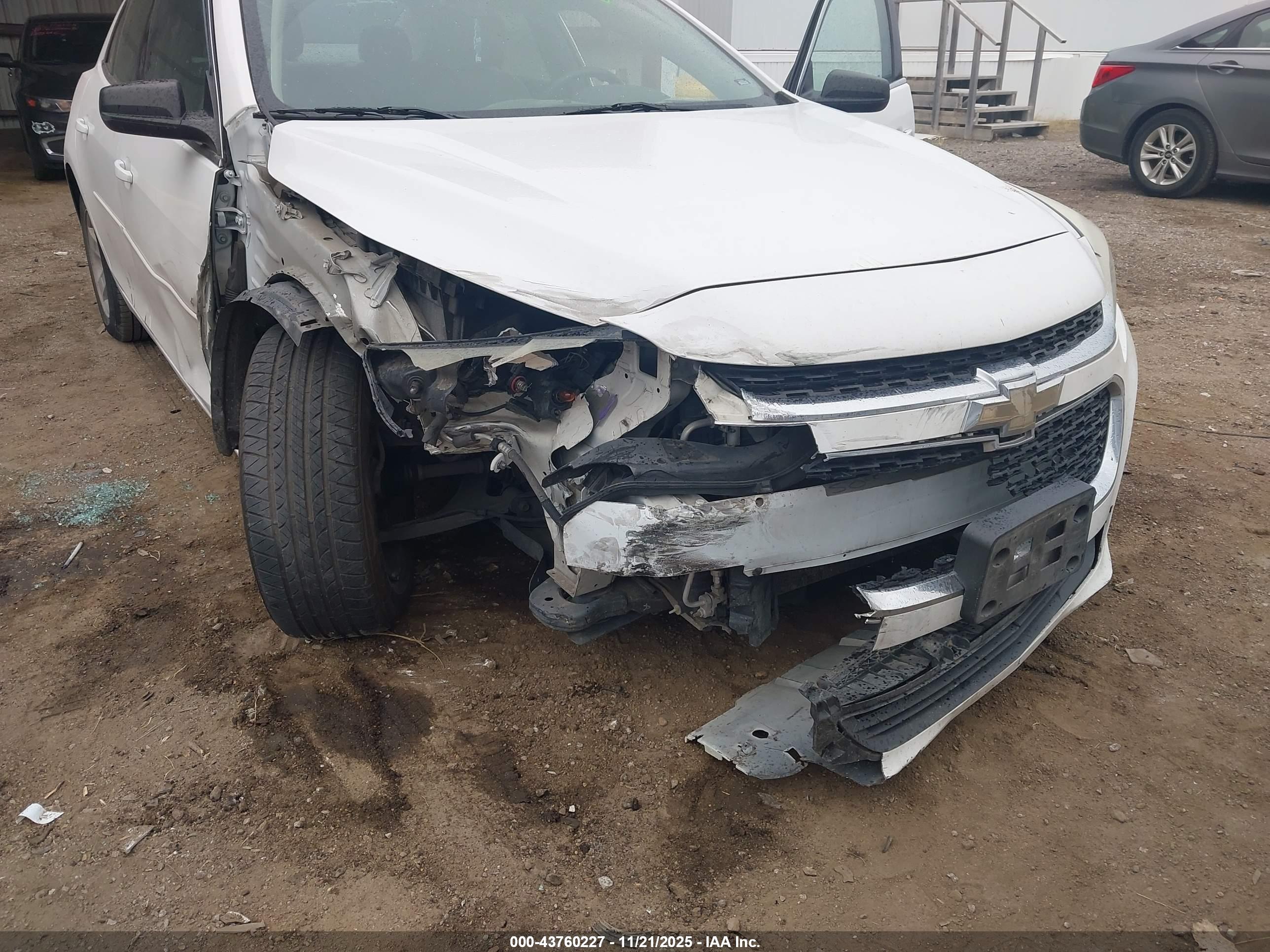 CHEVROLET MALIBU image 6