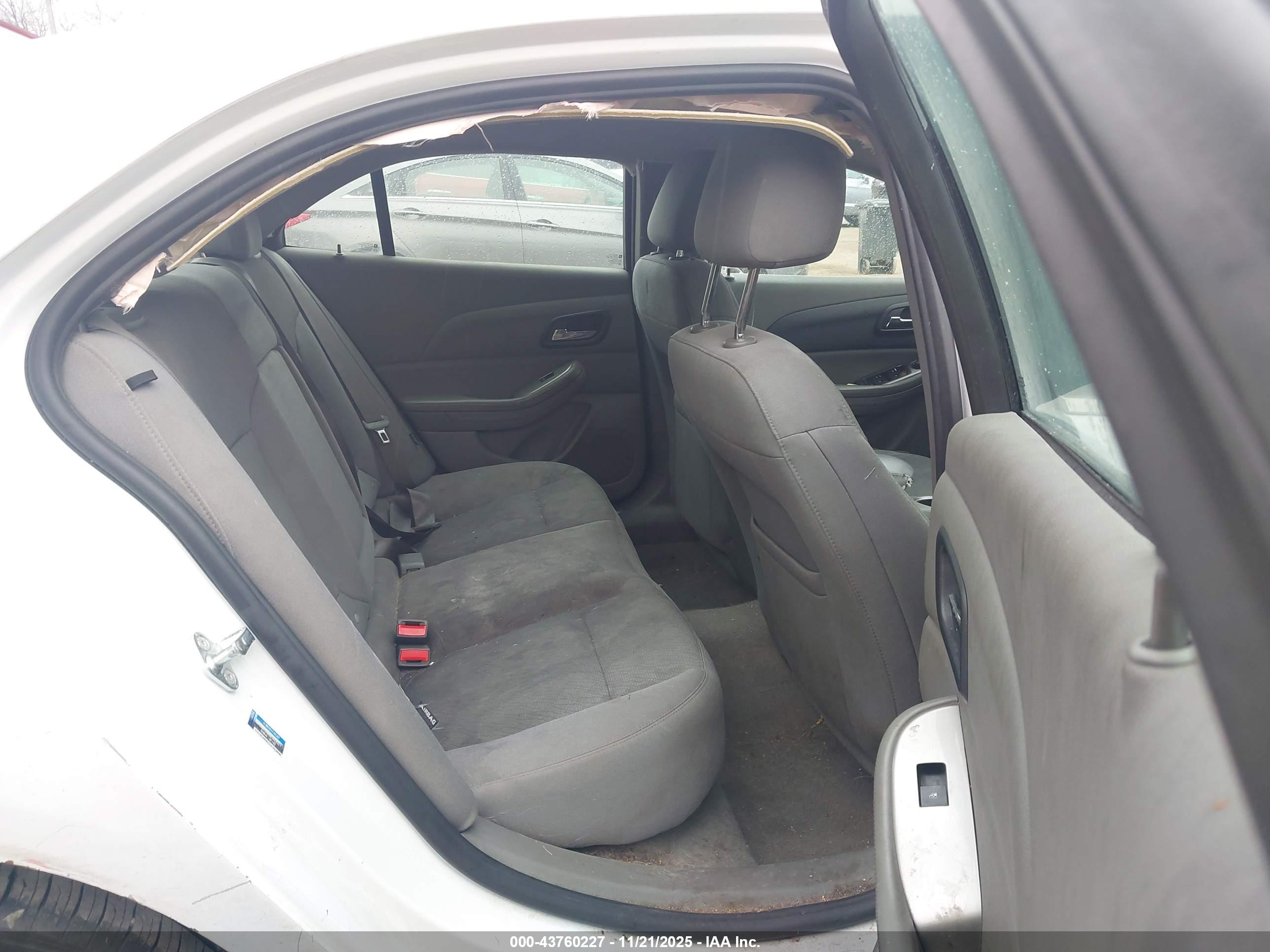 CHEVROLET MALIBU image 8