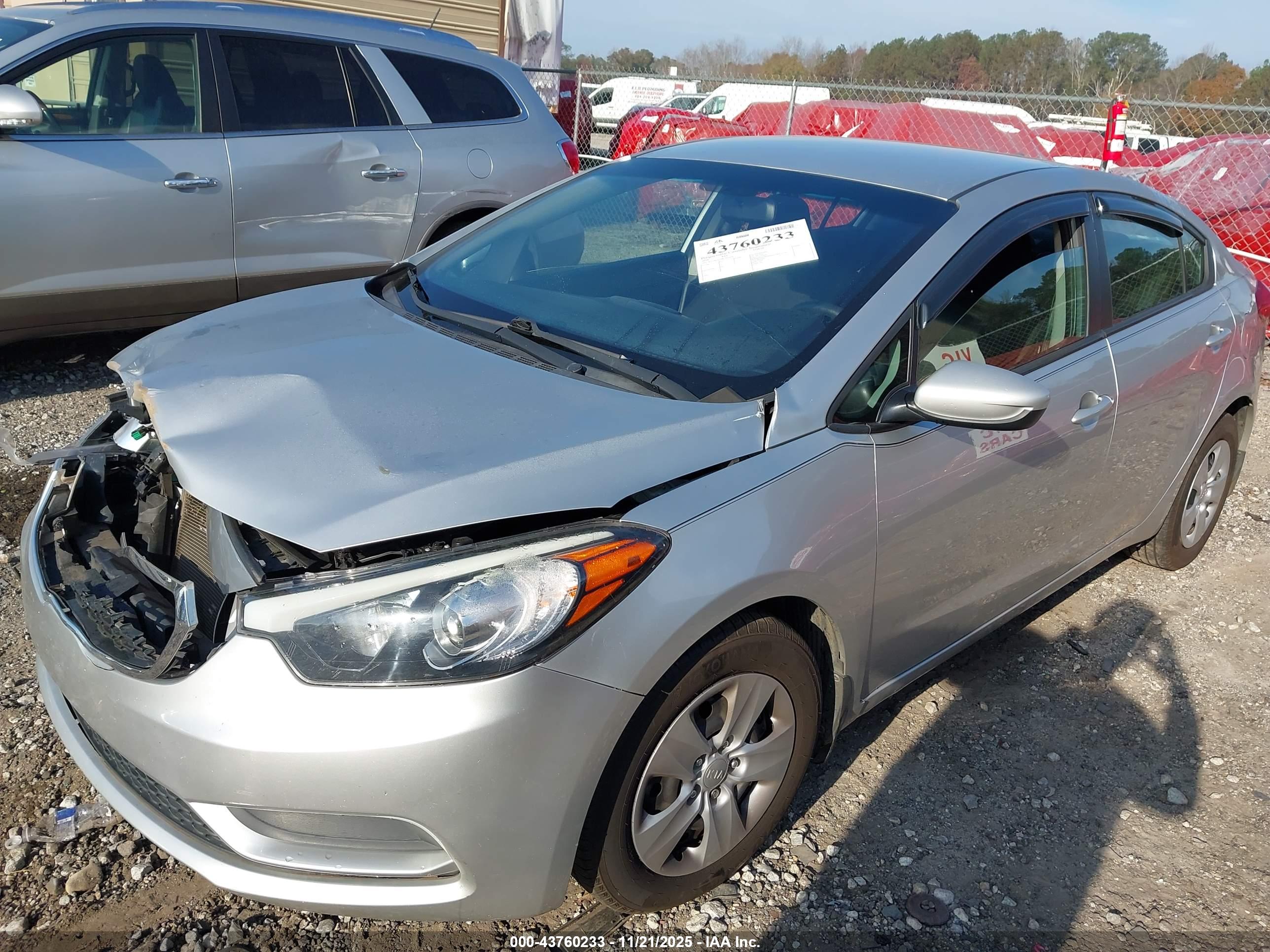 KIA FORTE image 2