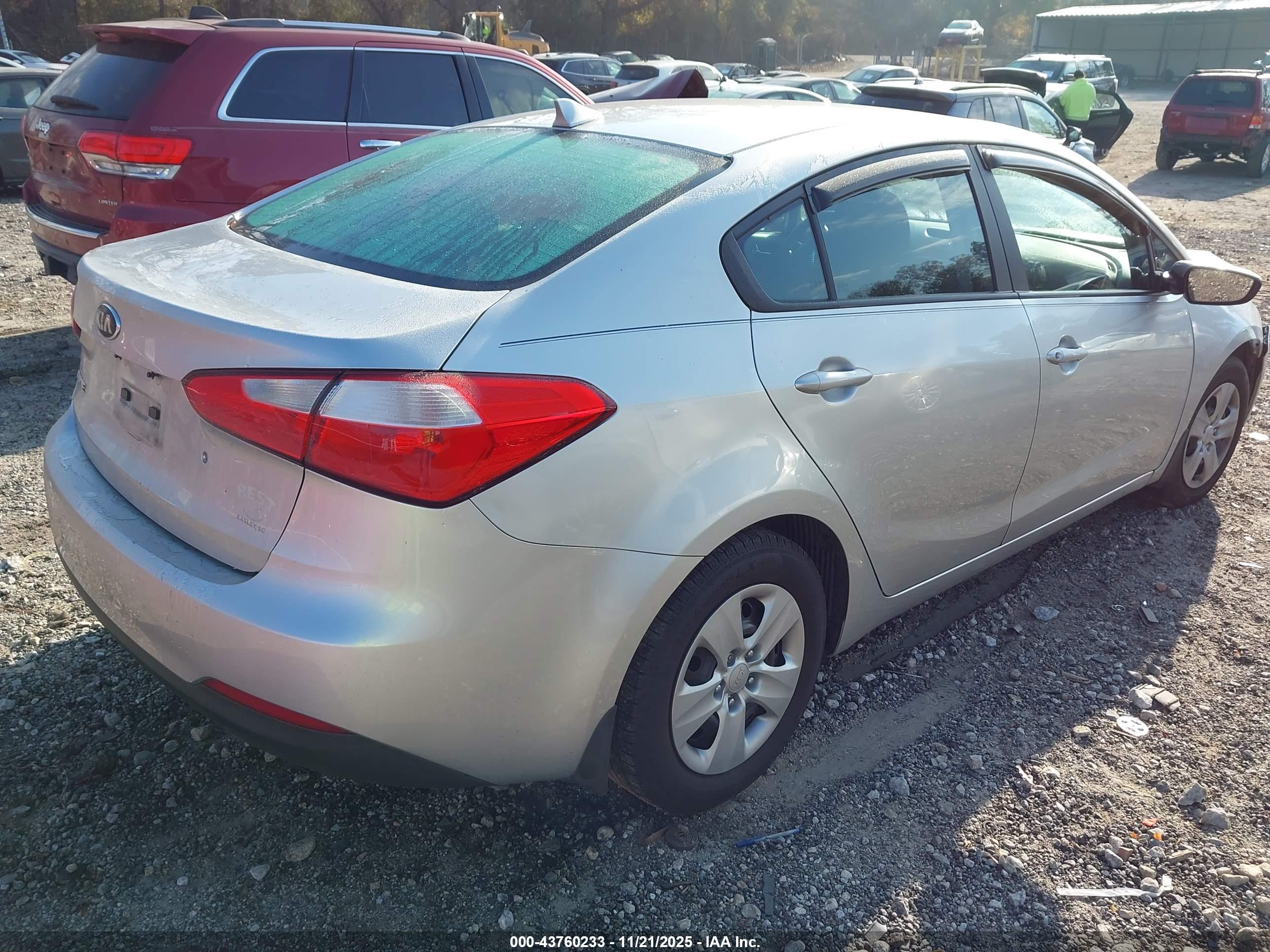KIA FORTE image 4