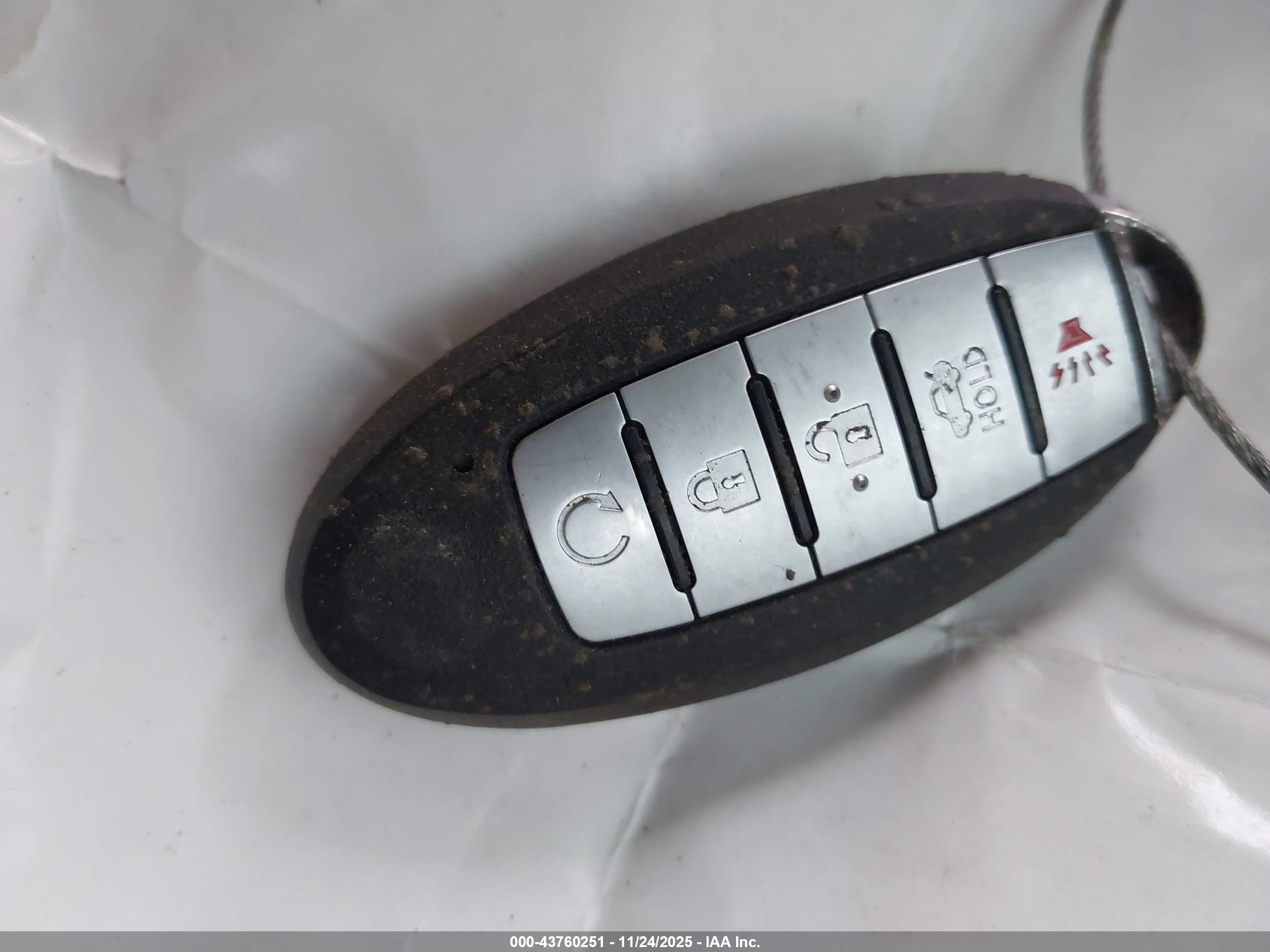NISSAN ALTIMA image 11