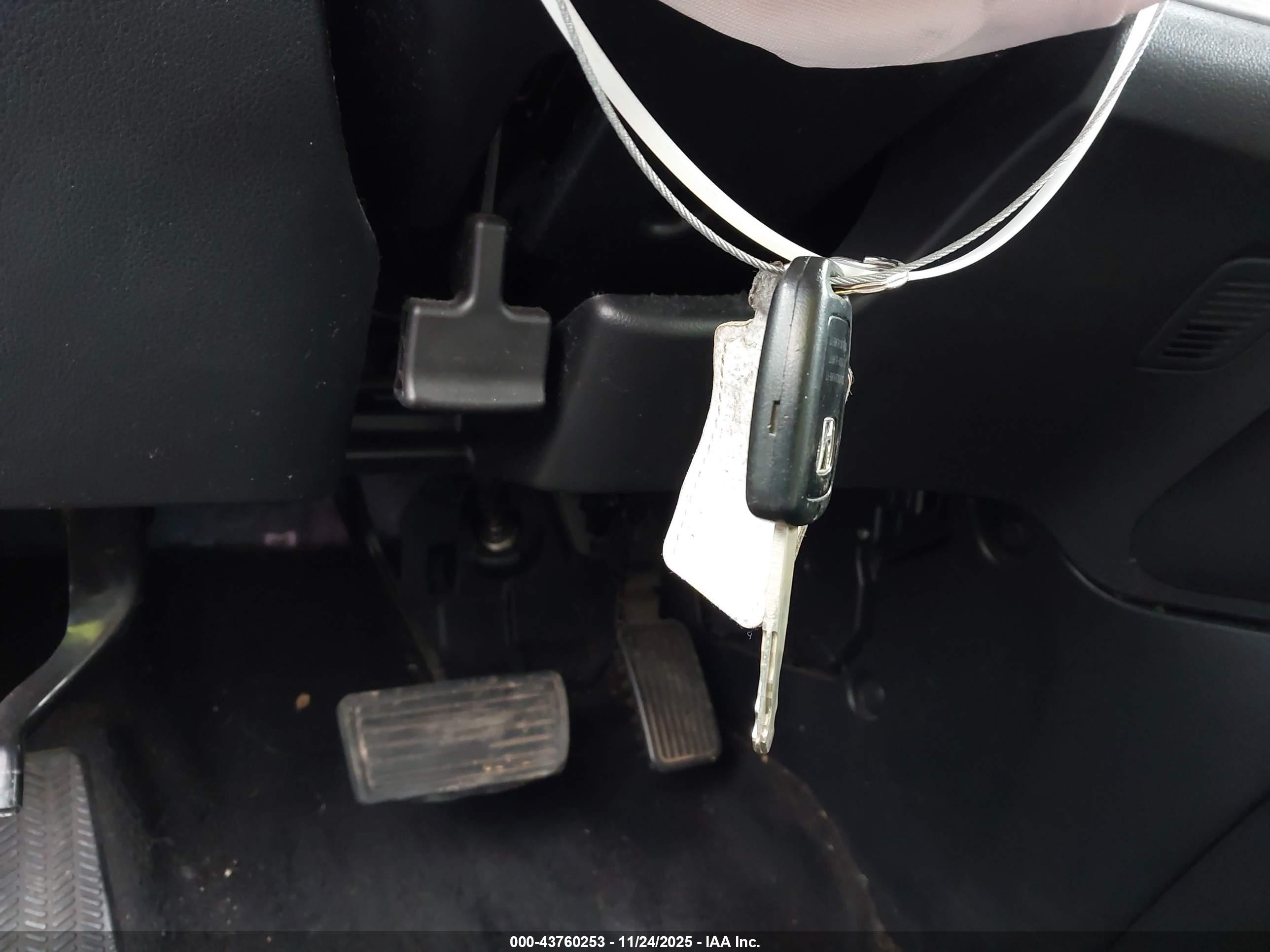 HONDA CR-V image 11