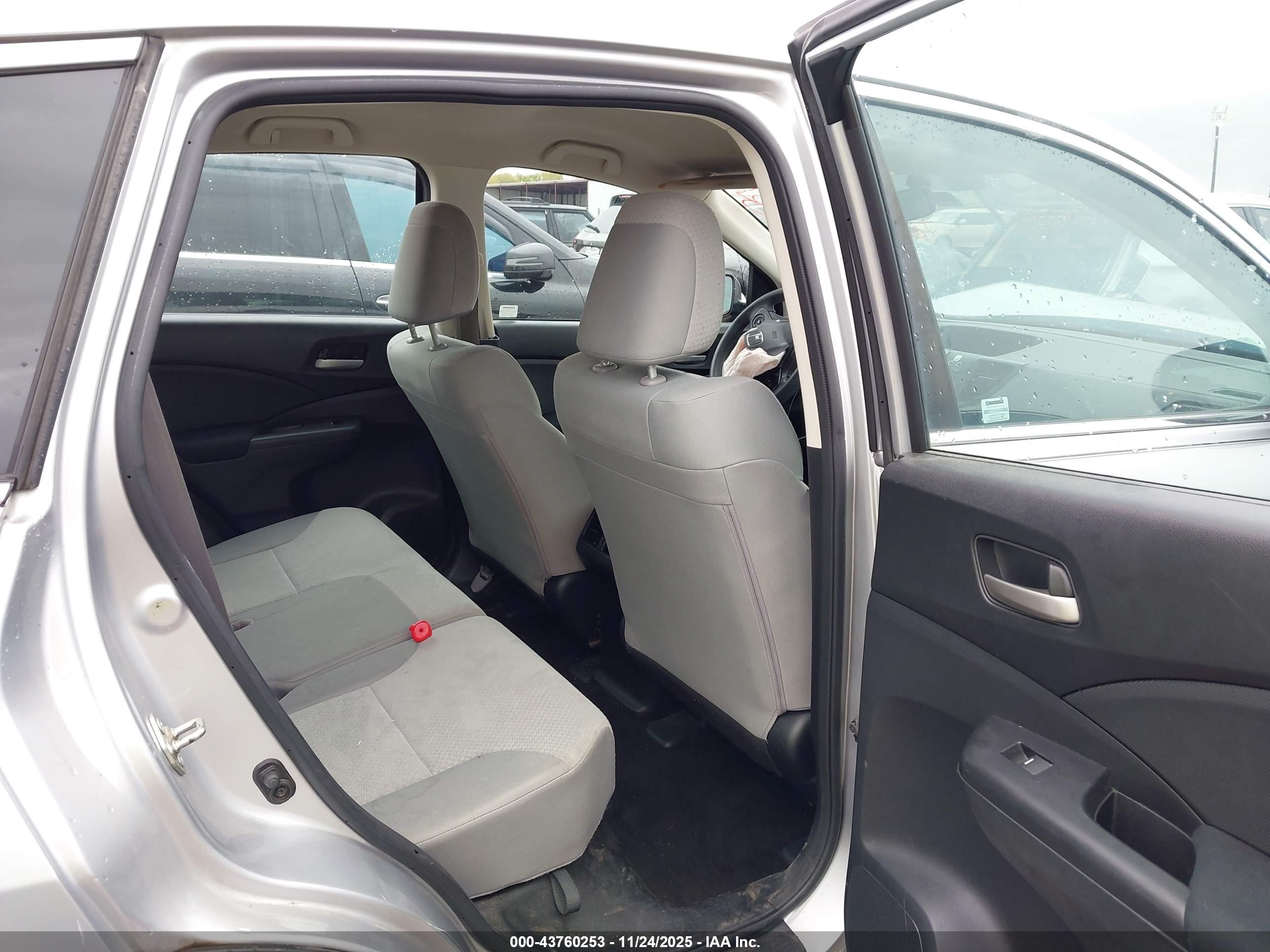 HONDA CR-V image 8