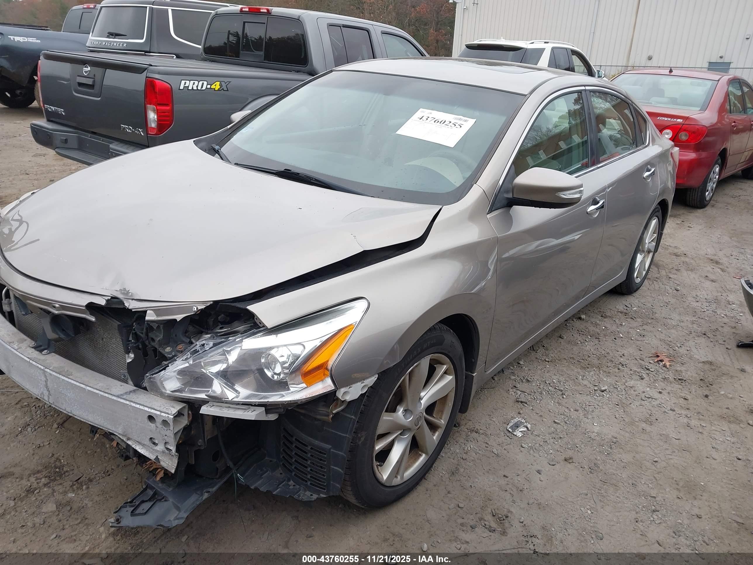 NISSAN ALTIMA image 2
