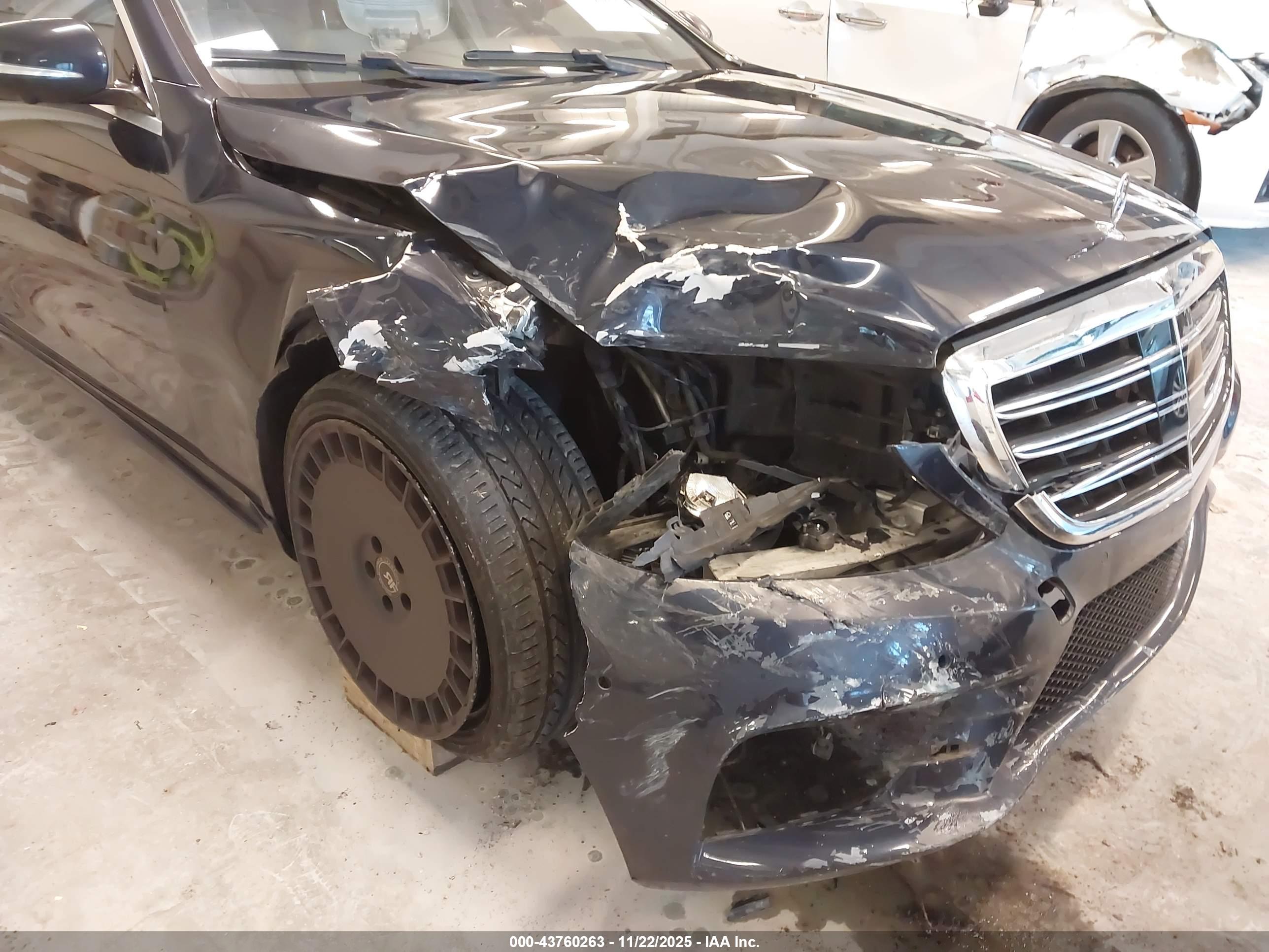 MERCEDES-BENZ S image 6