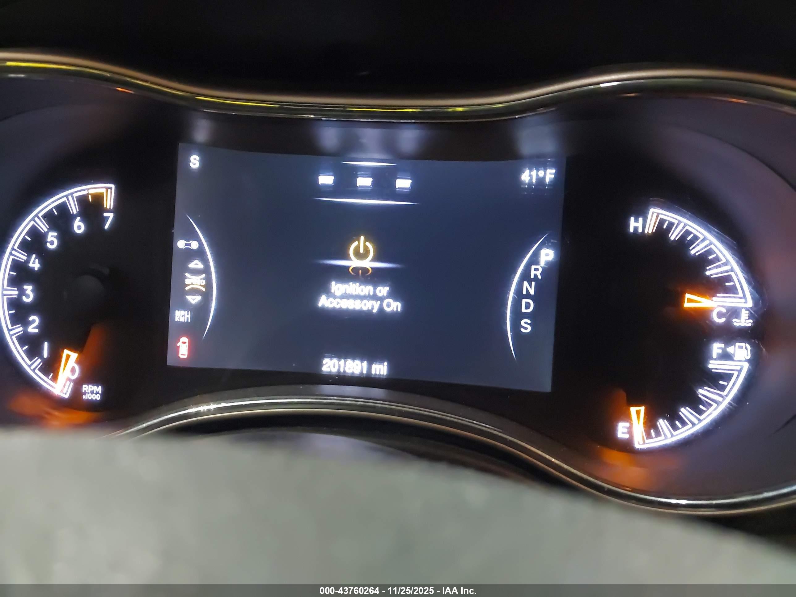 JEEP GRAND image 7
