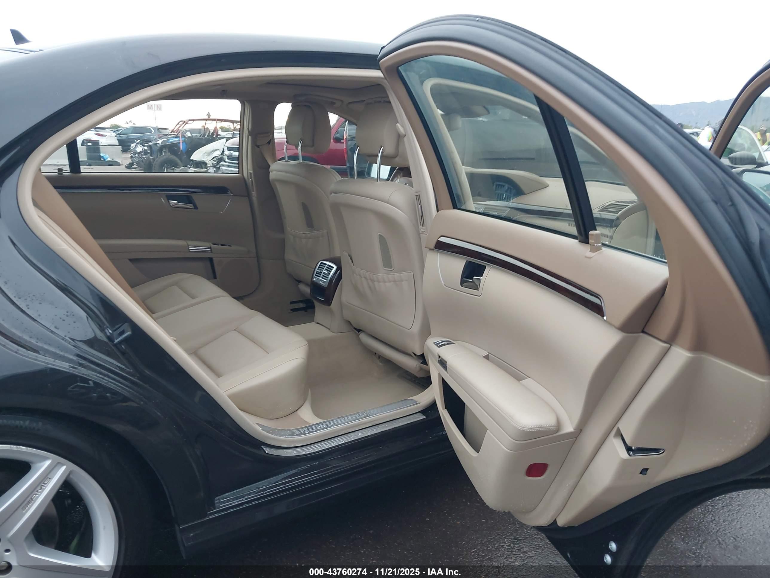 MERCEDES-BENZ S image 8