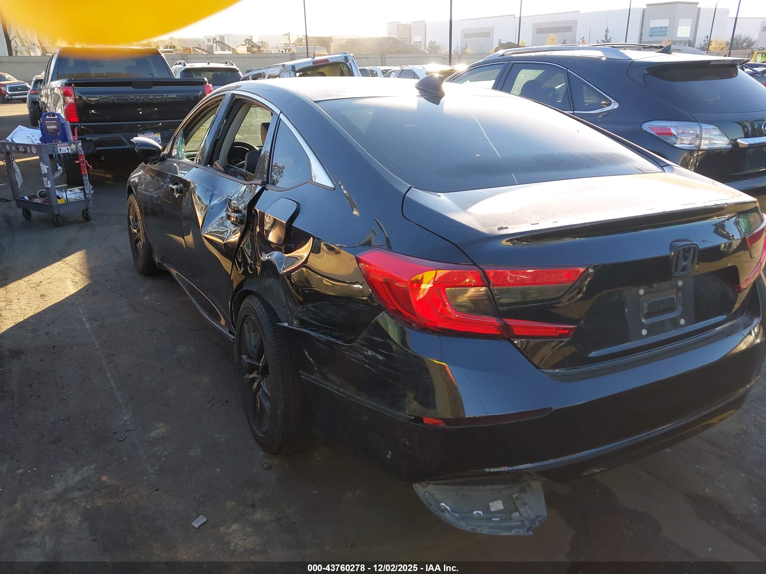 HONDA ACCORD image 3