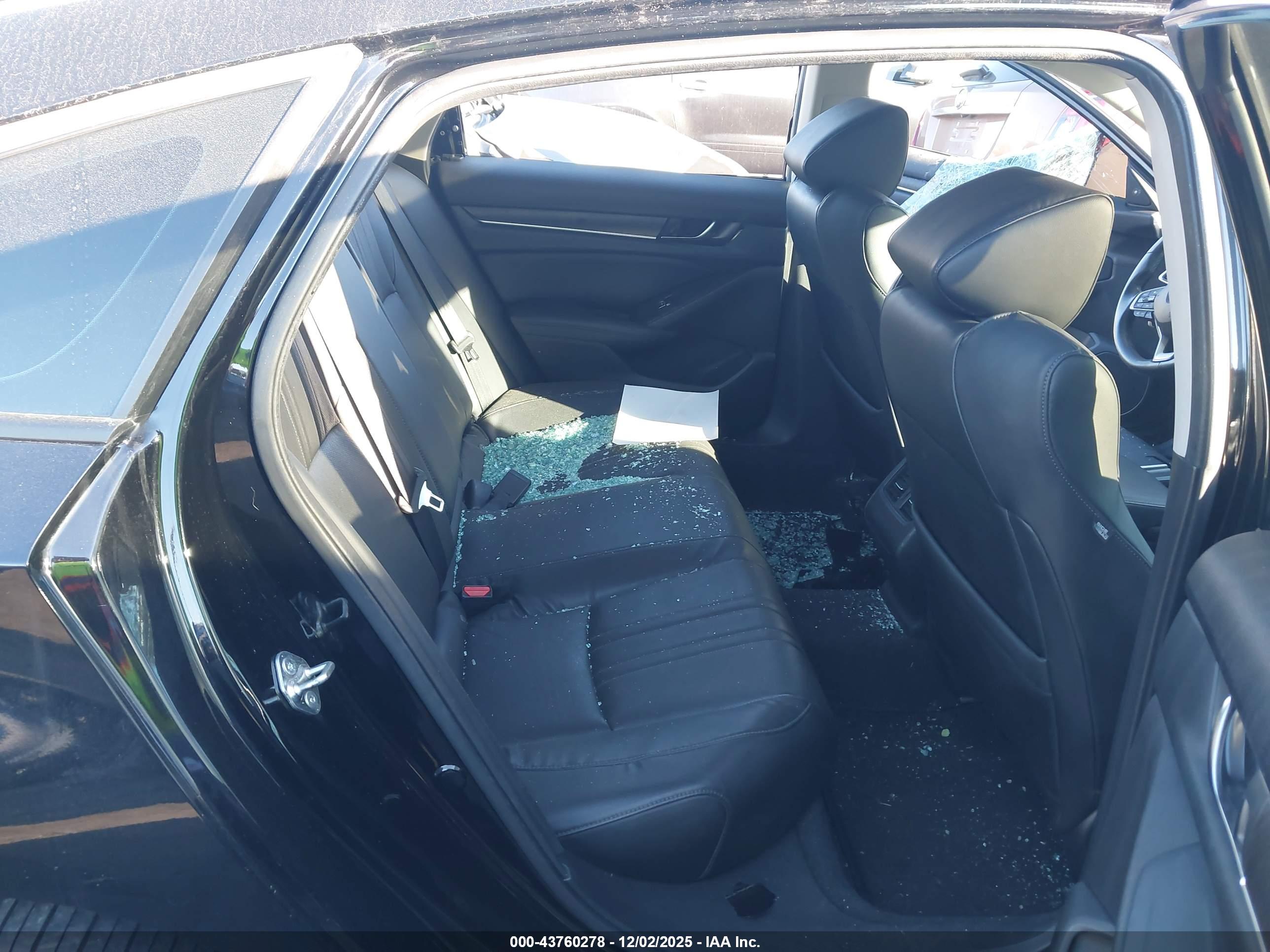 HONDA ACCORD image 8