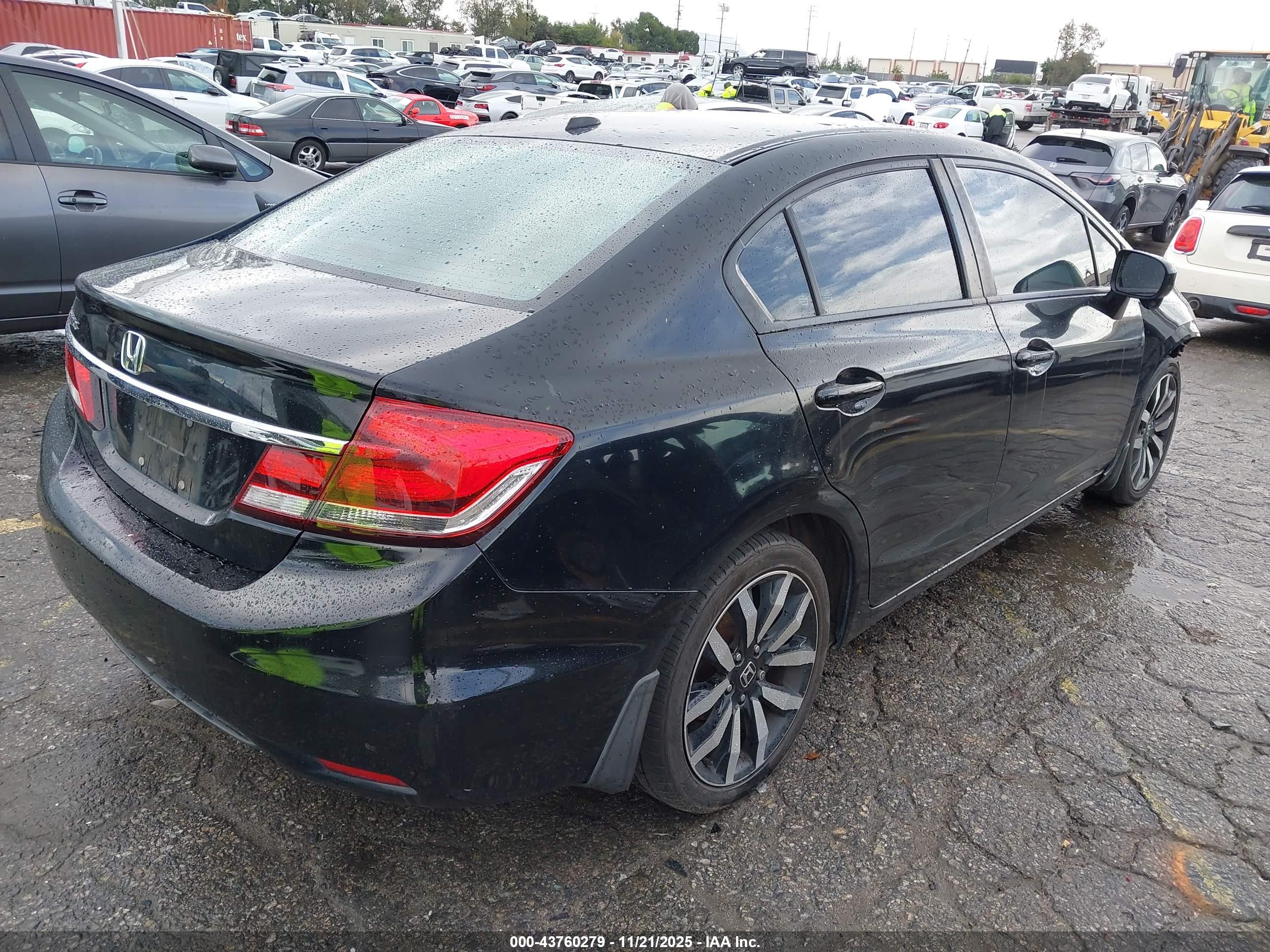 HONDA CIVIC image 4
