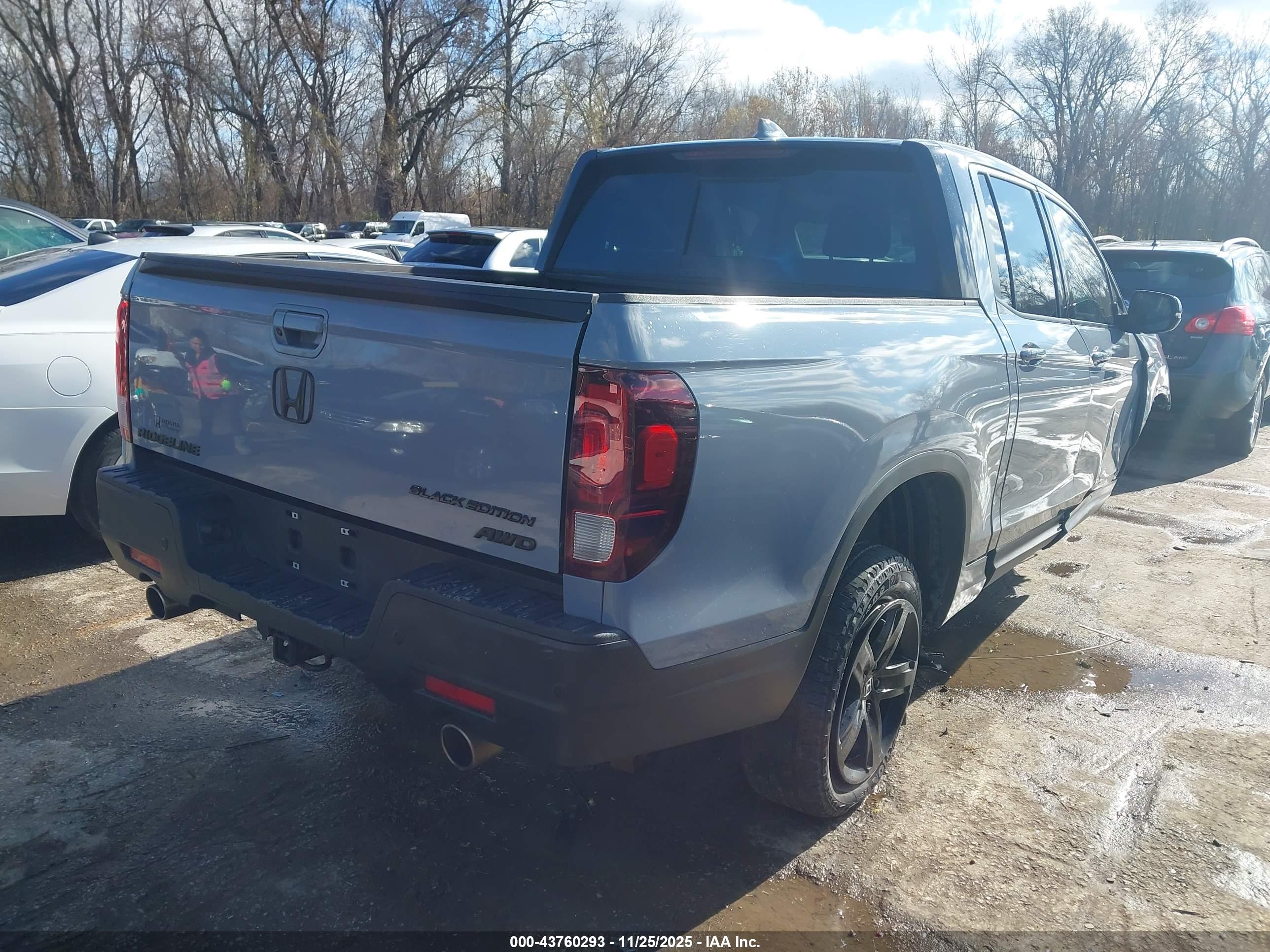 HONDA RIDGELINE image 4