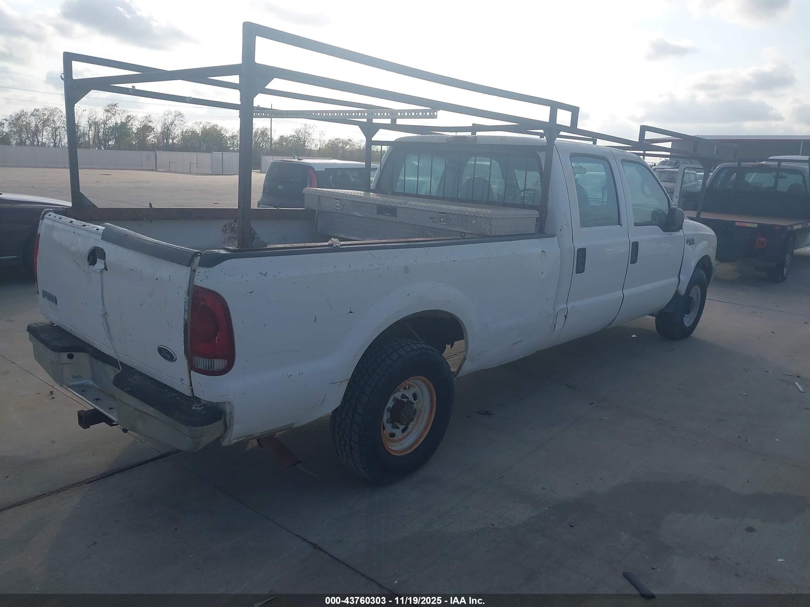 FORD F-350 image 4