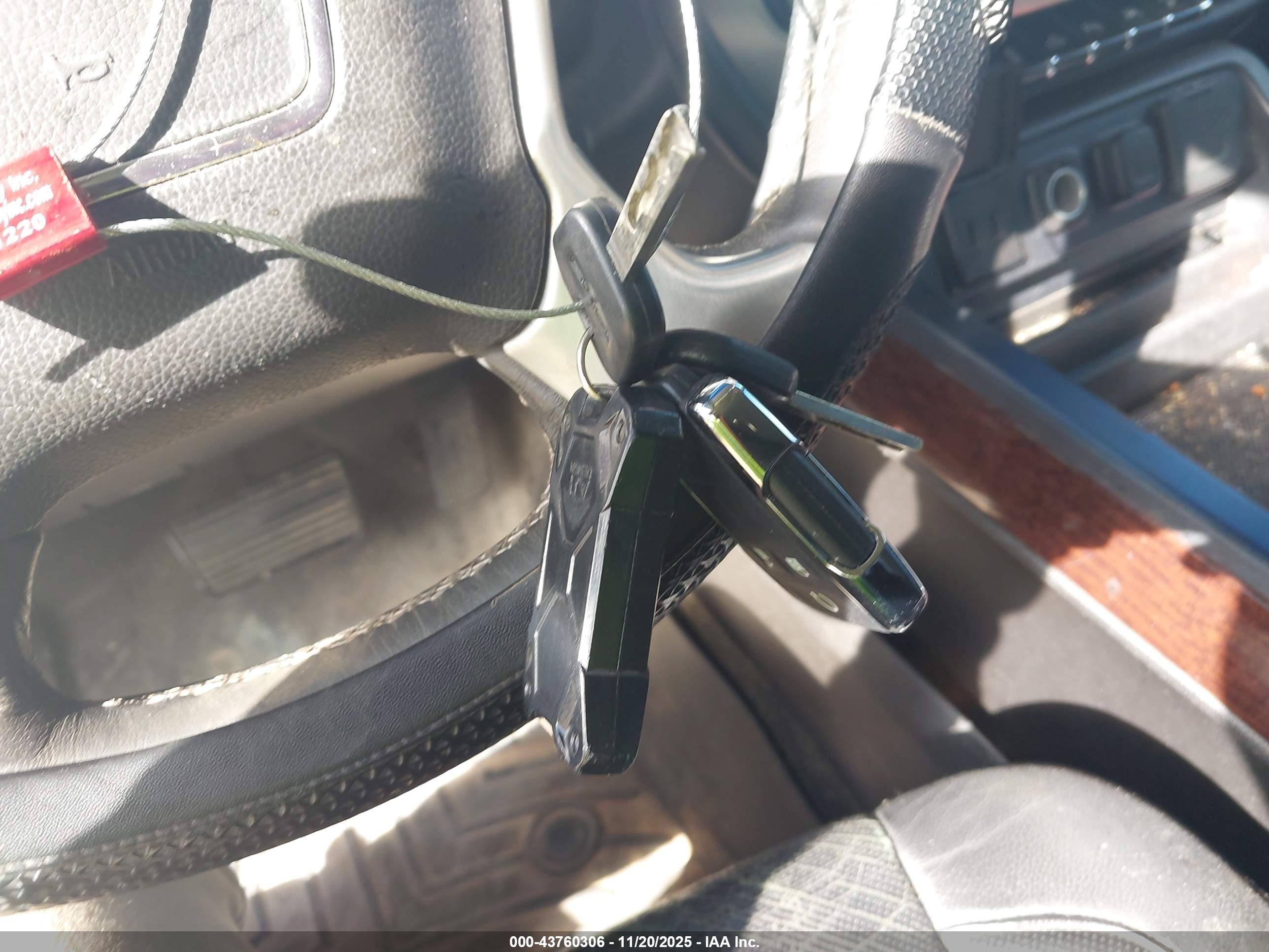 GMC SIERRA image 11