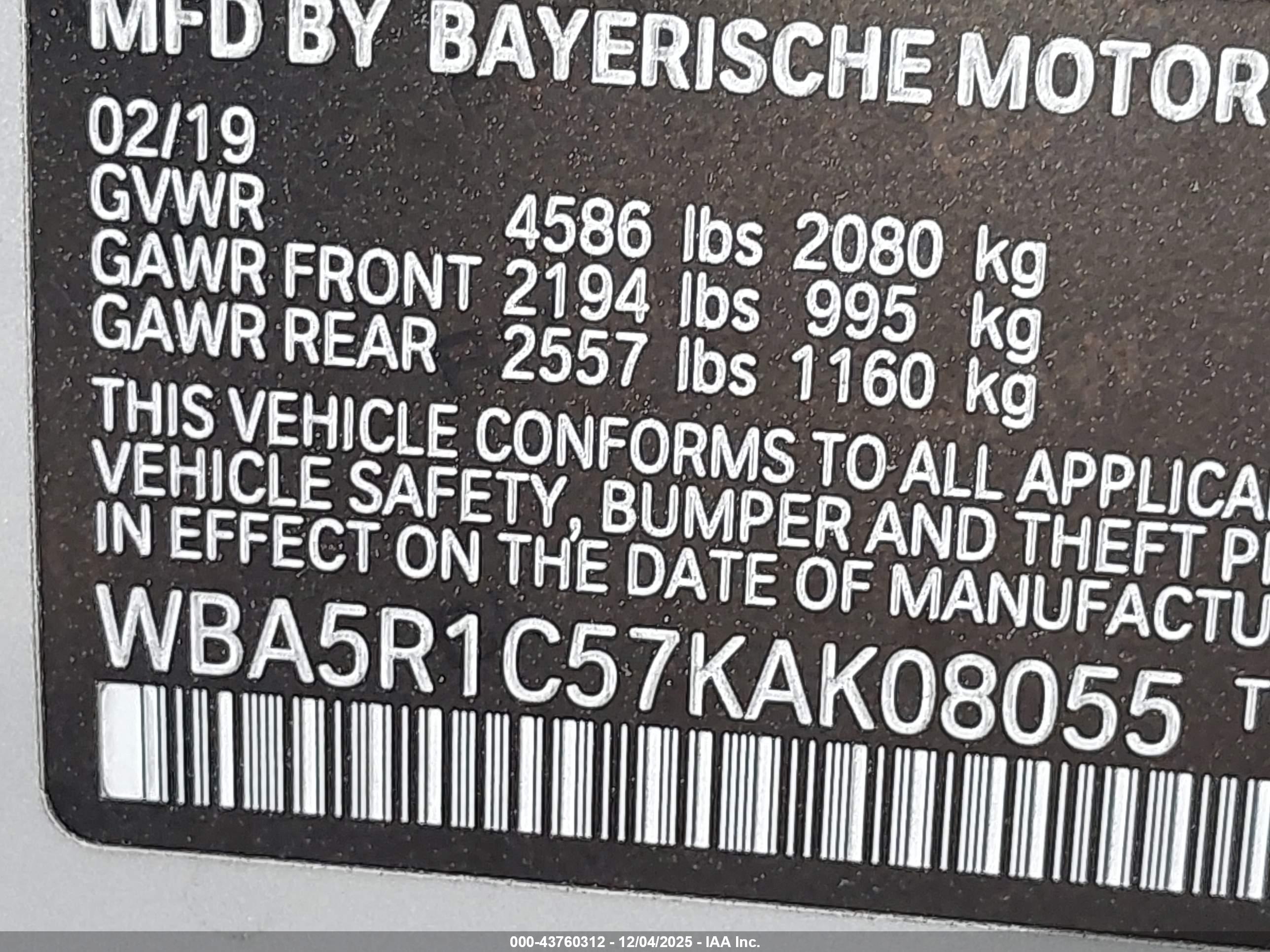 BMW 330I image 9