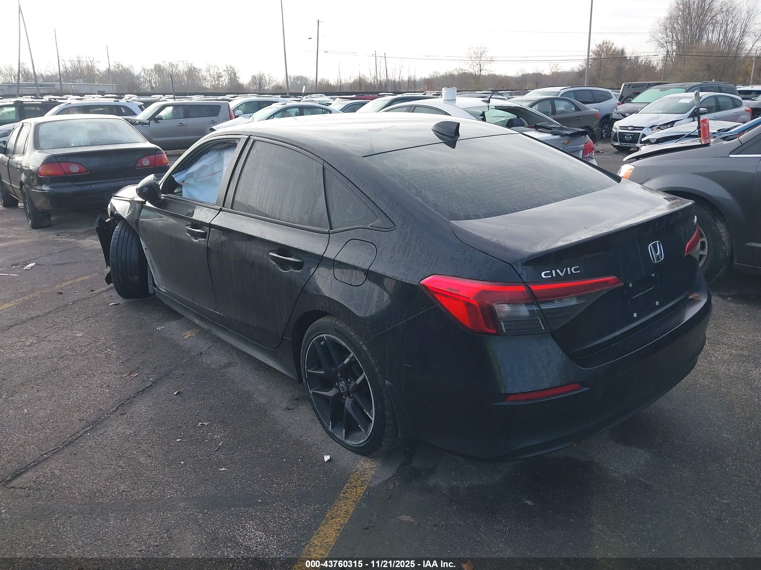 HONDA CIVIC image 3