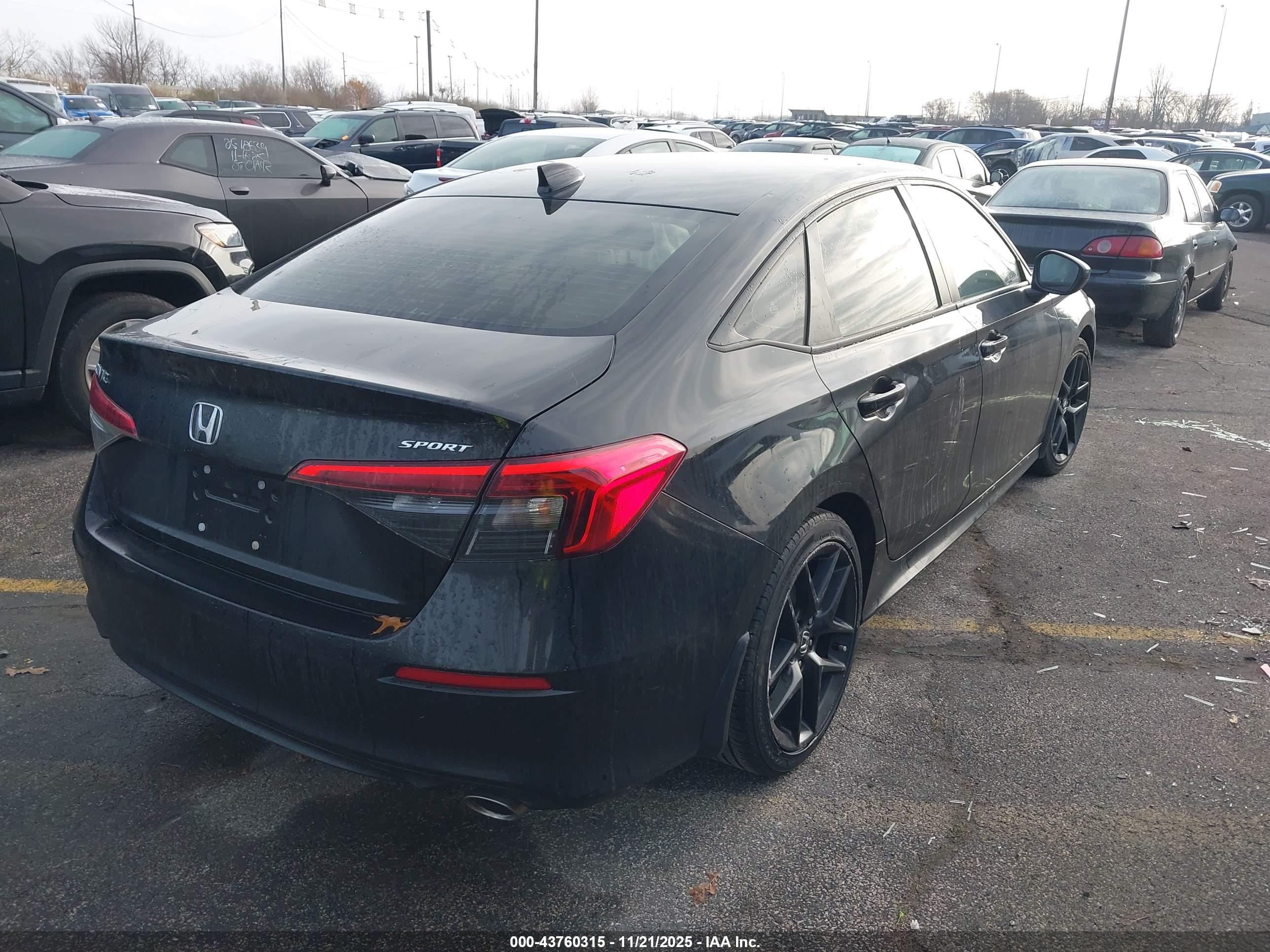 HONDA CIVIC image 4