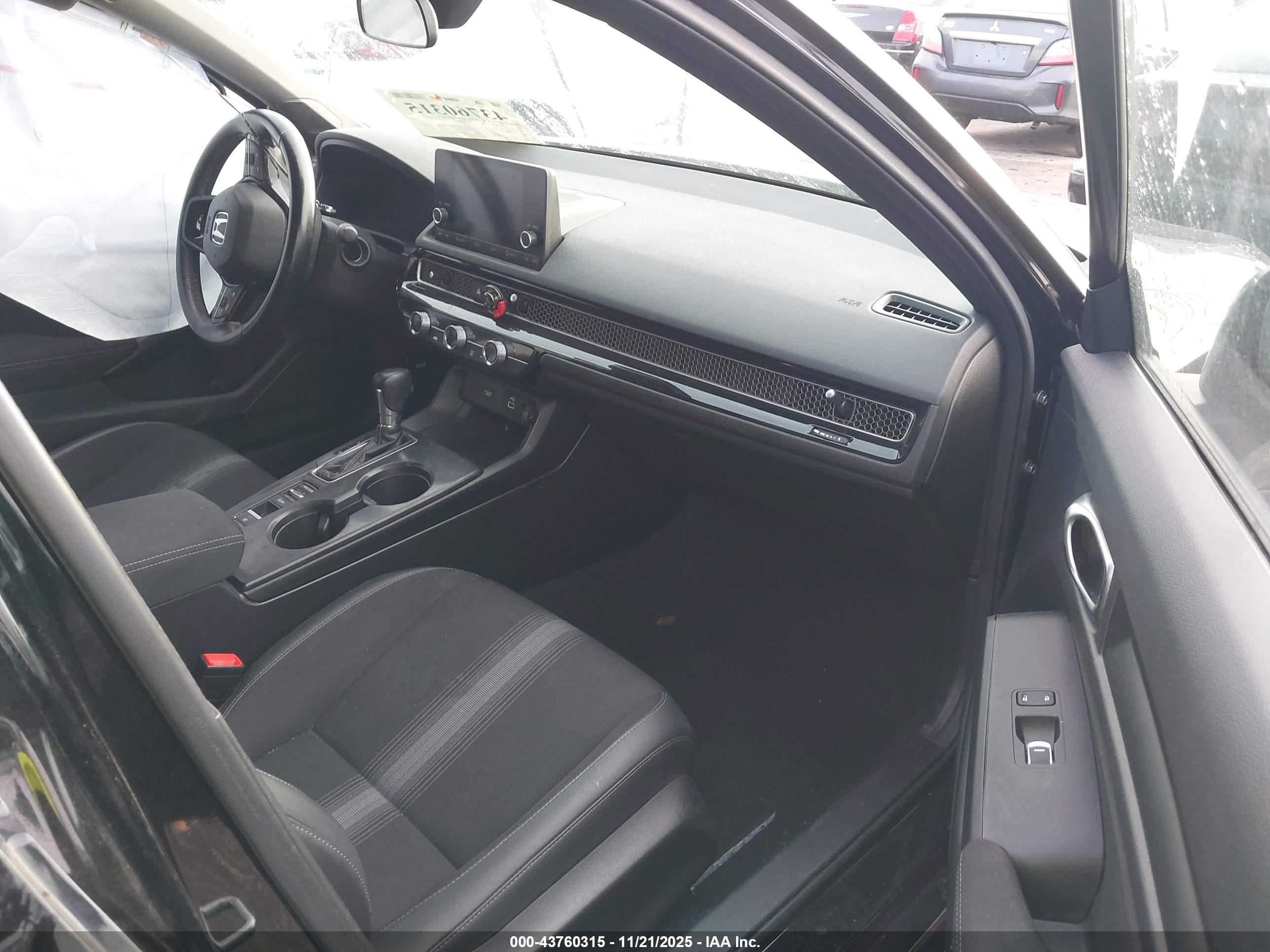 HONDA CIVIC image 5
