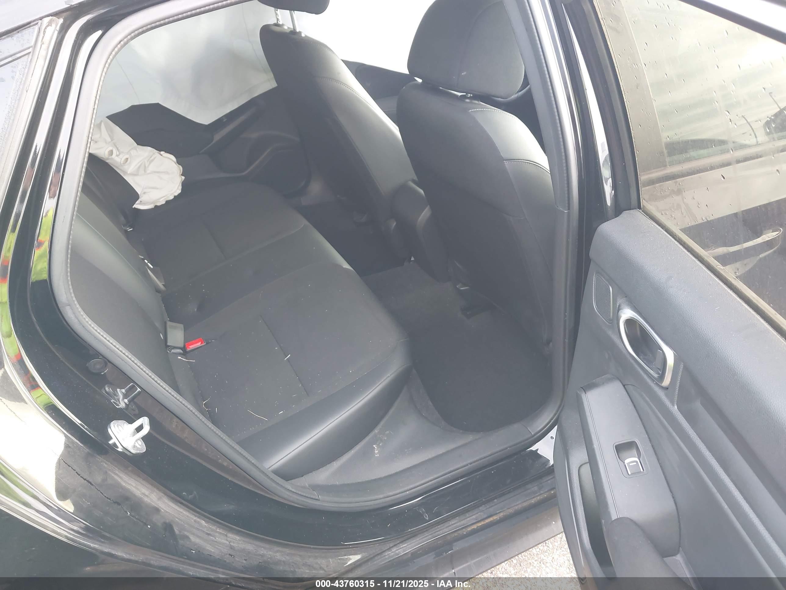 HONDA CIVIC image 8