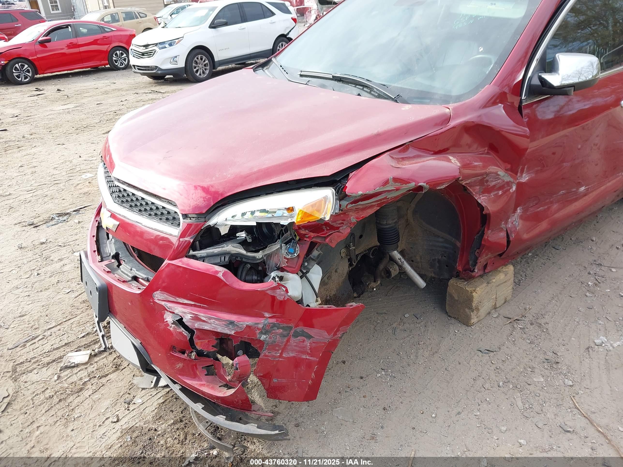 CHEVROLET EQUINOX image 6