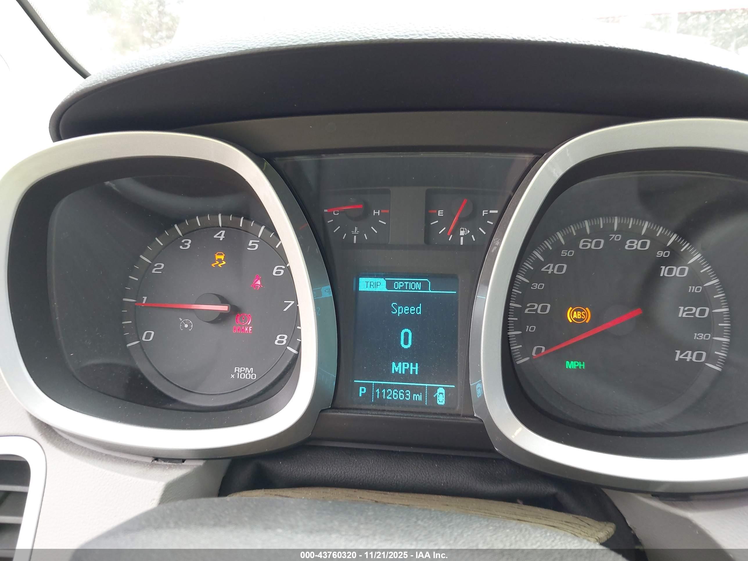 CHEVROLET EQUINOX image 7