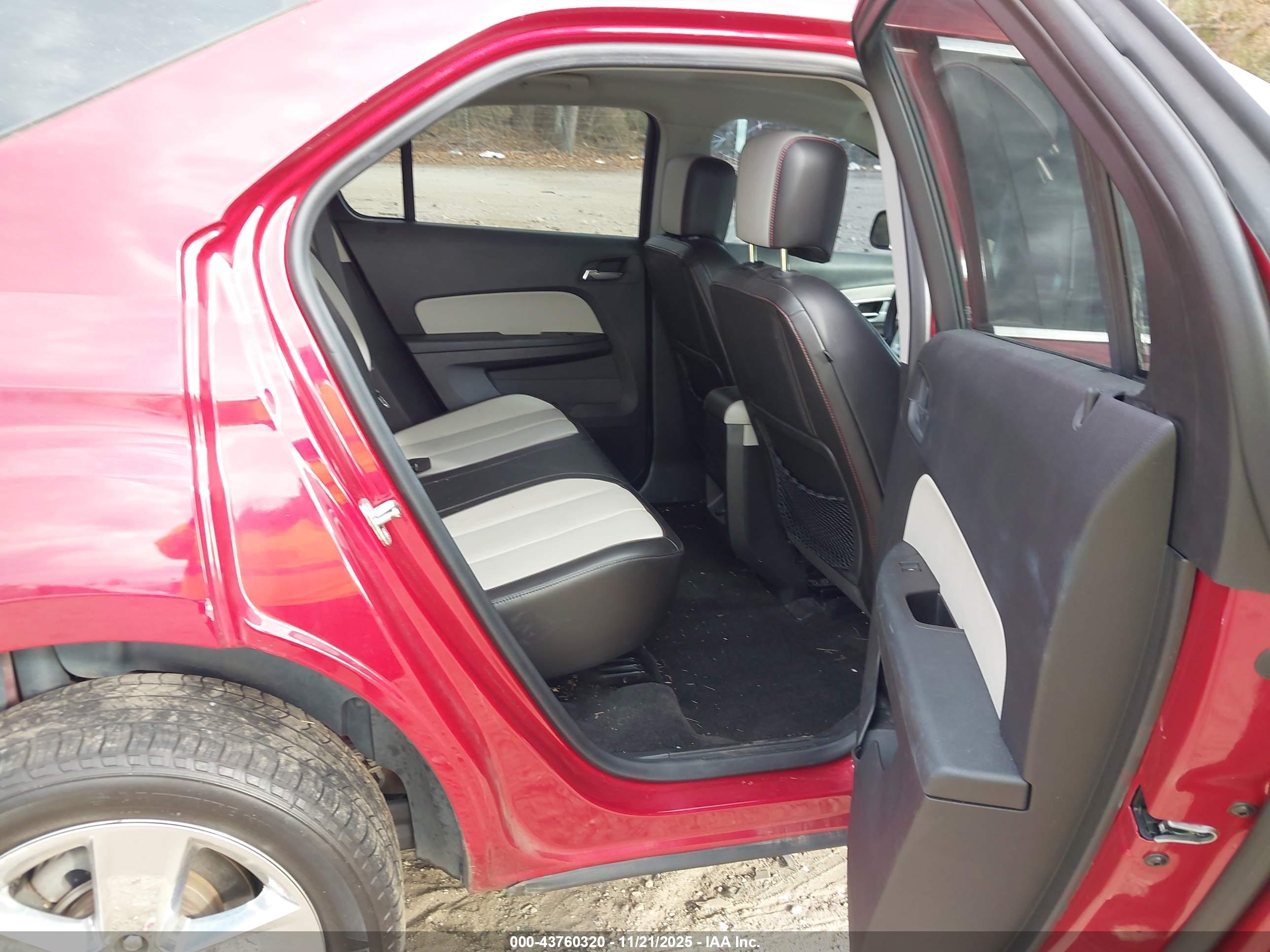CHEVROLET EQUINOX image 8