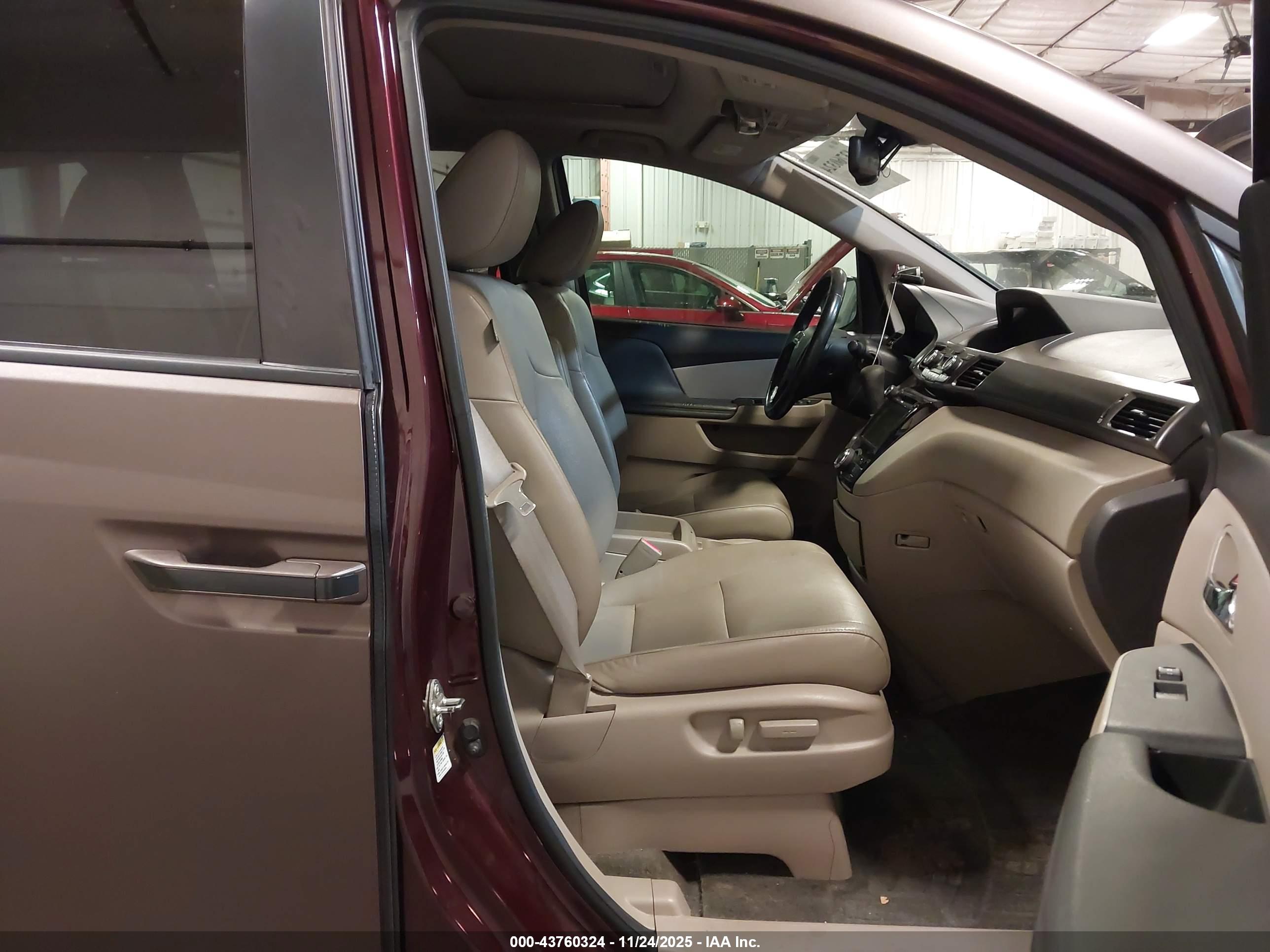 HONDA ODYSSEY image 5