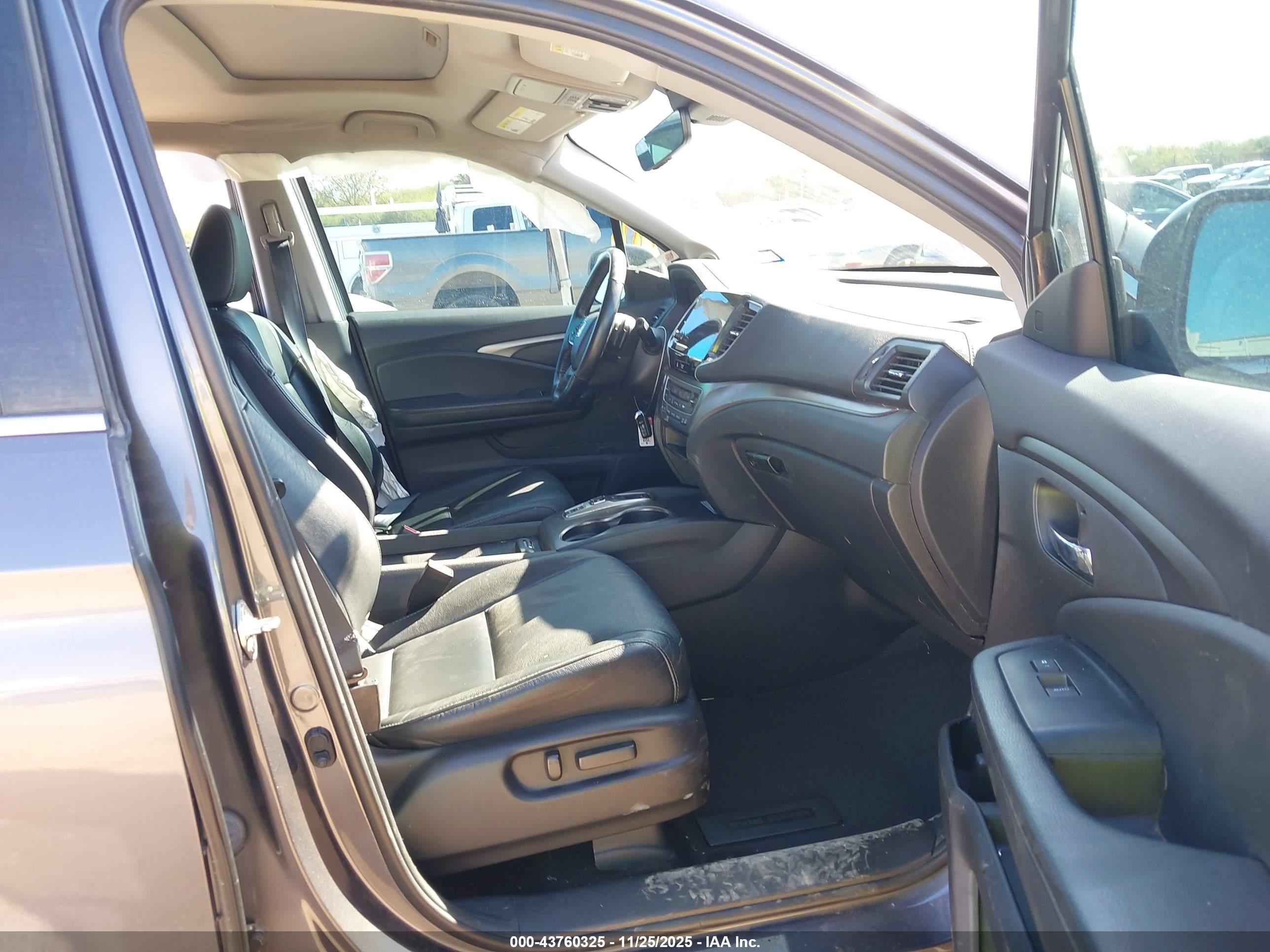 HONDA PILOT image 5