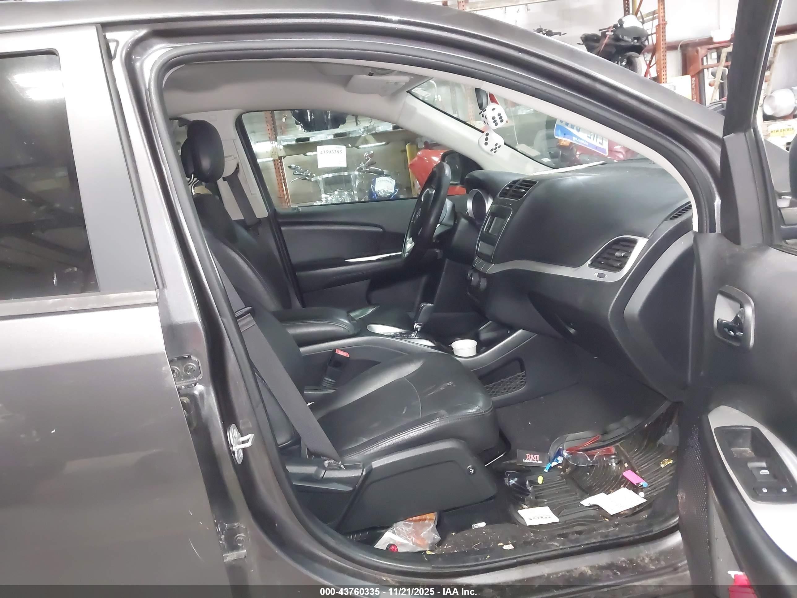 DODGE JOURNEY image 5