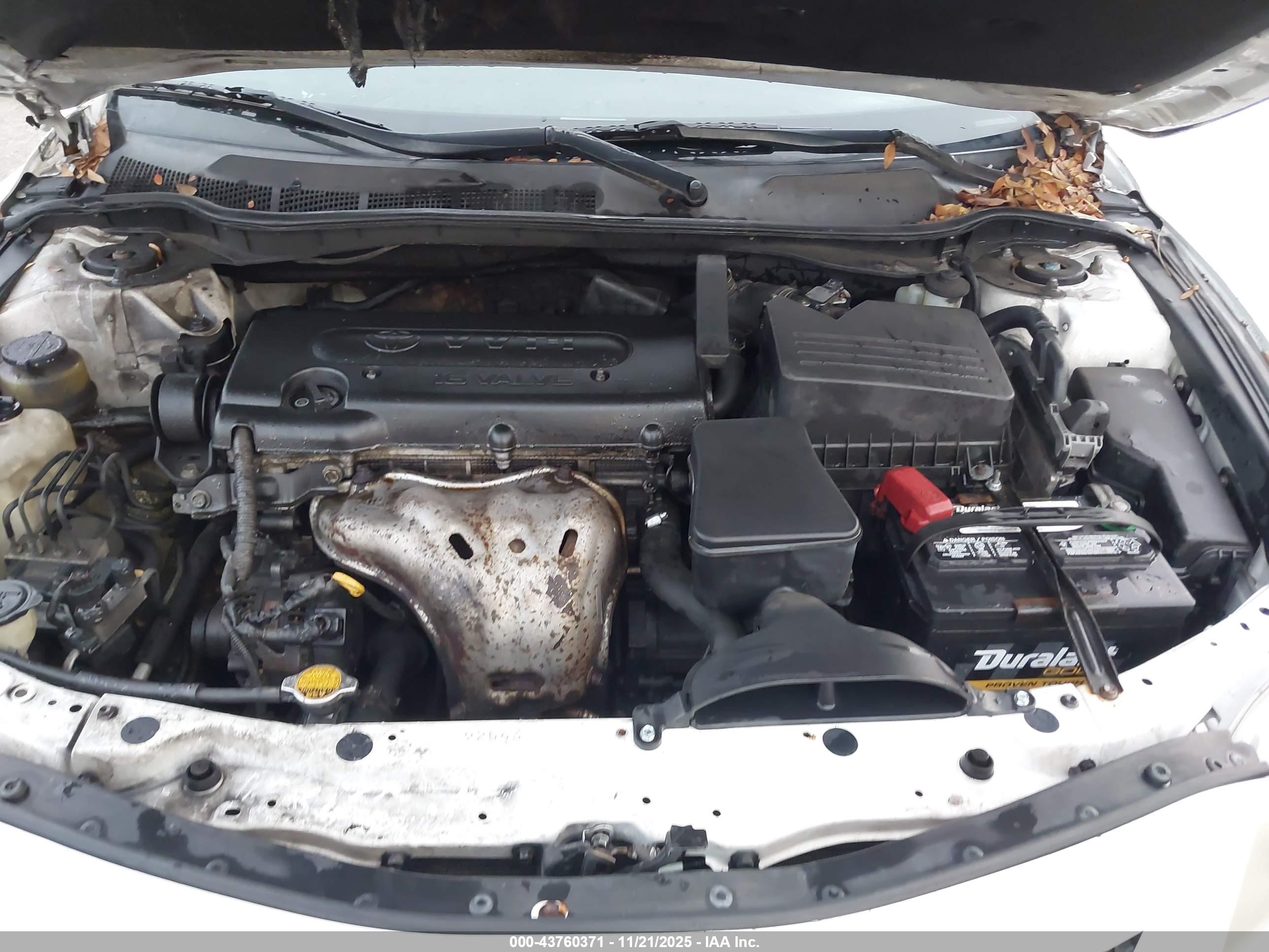 TOYOTA CAMRY image 10