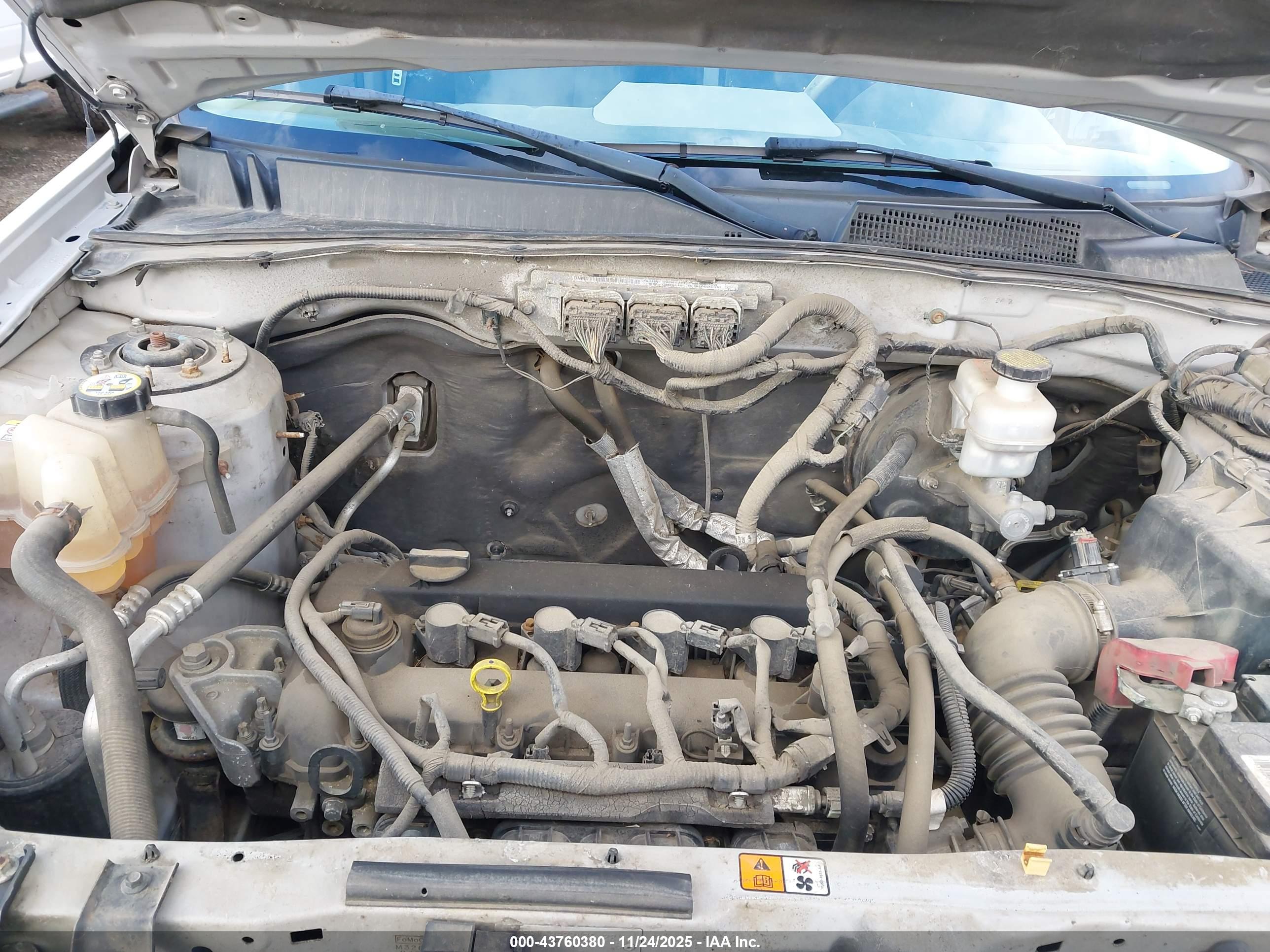 FORD ESCAPE image 10