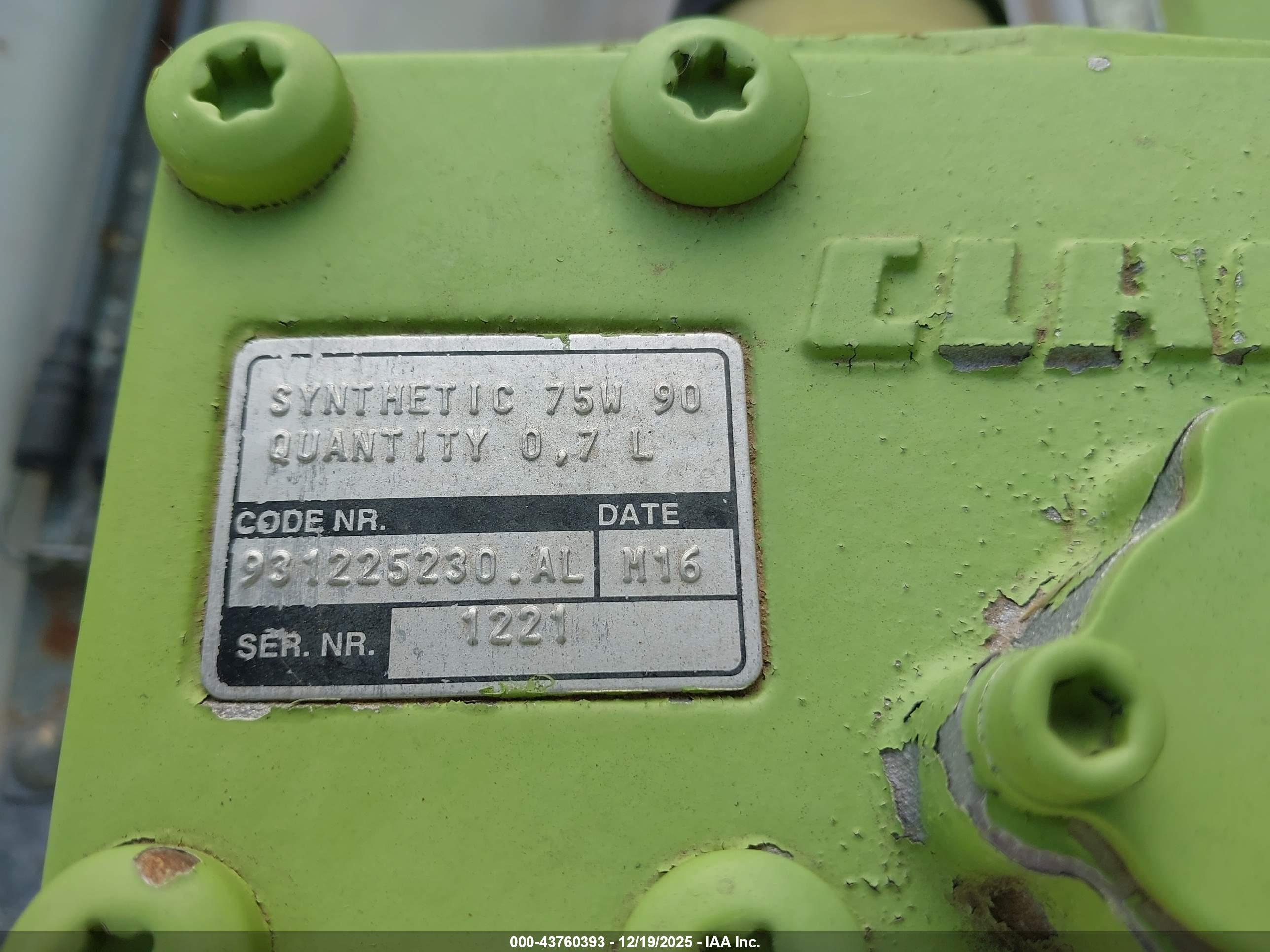 CLAAS 3200FC image 9
