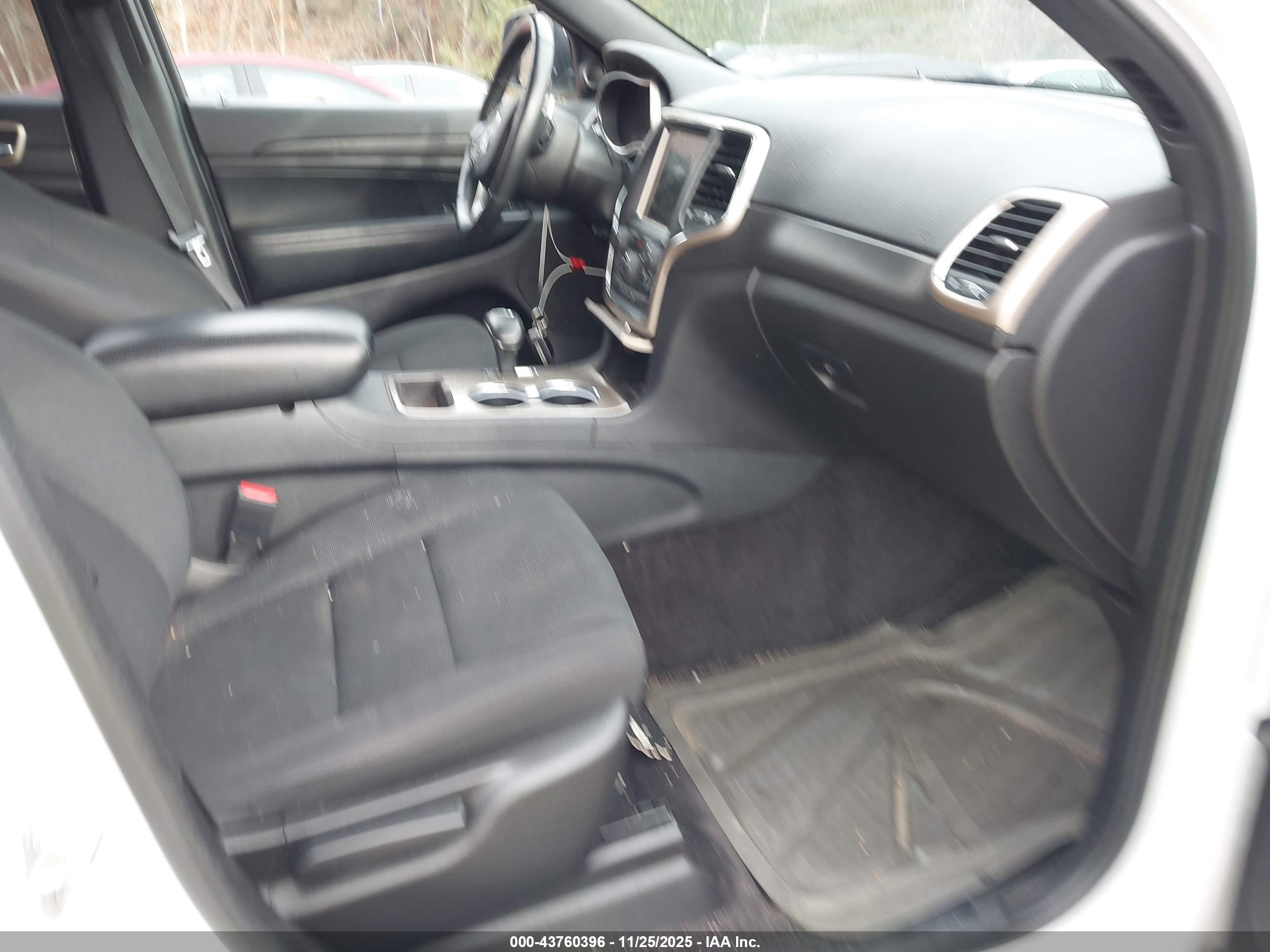 JEEP GRAND image 5