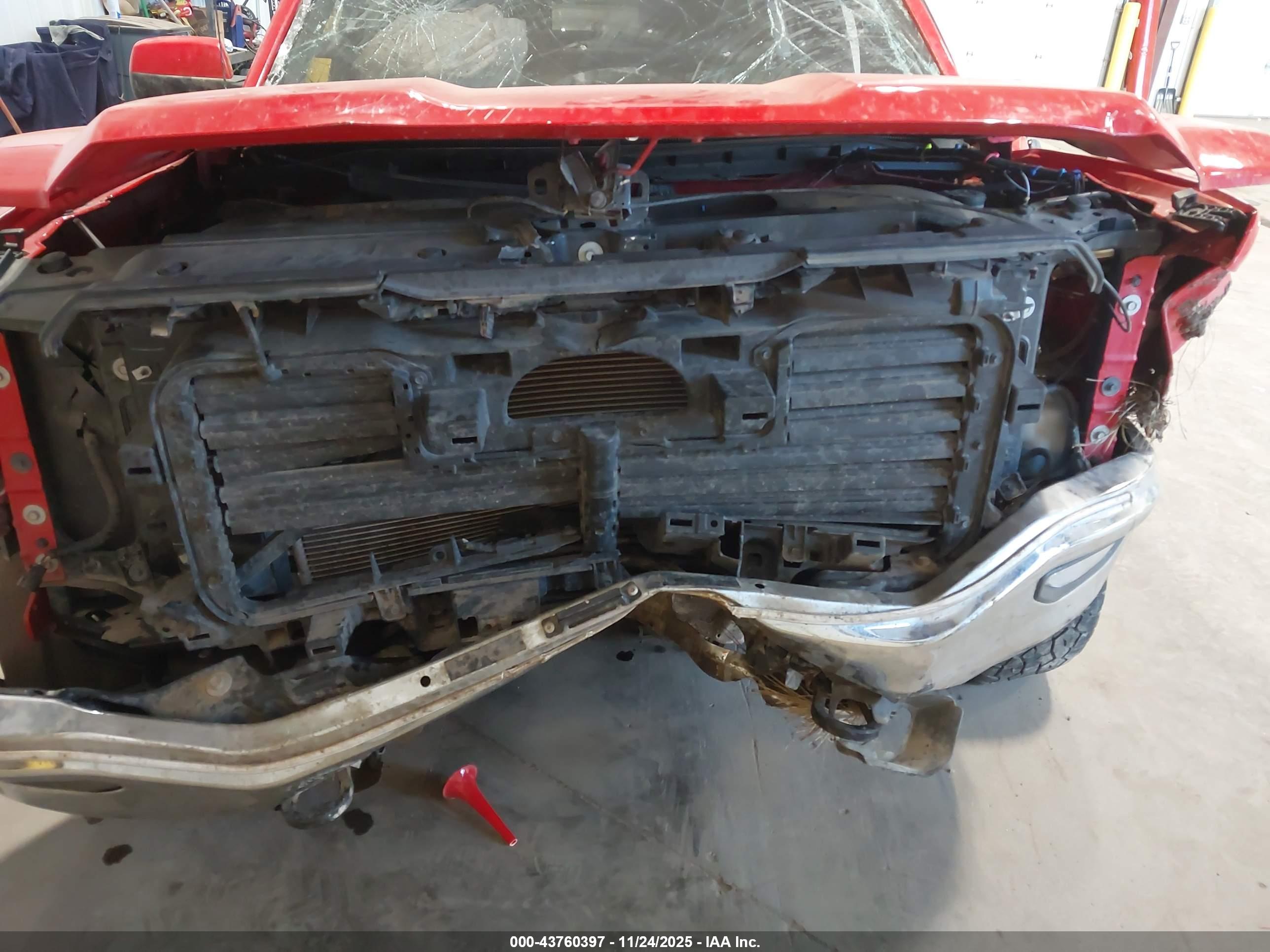 GMC SIERRA image 6