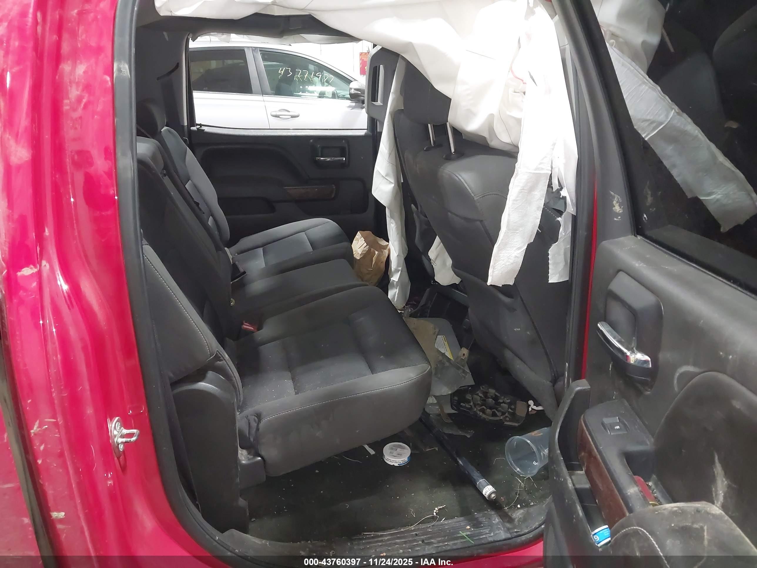 GMC SIERRA image 8