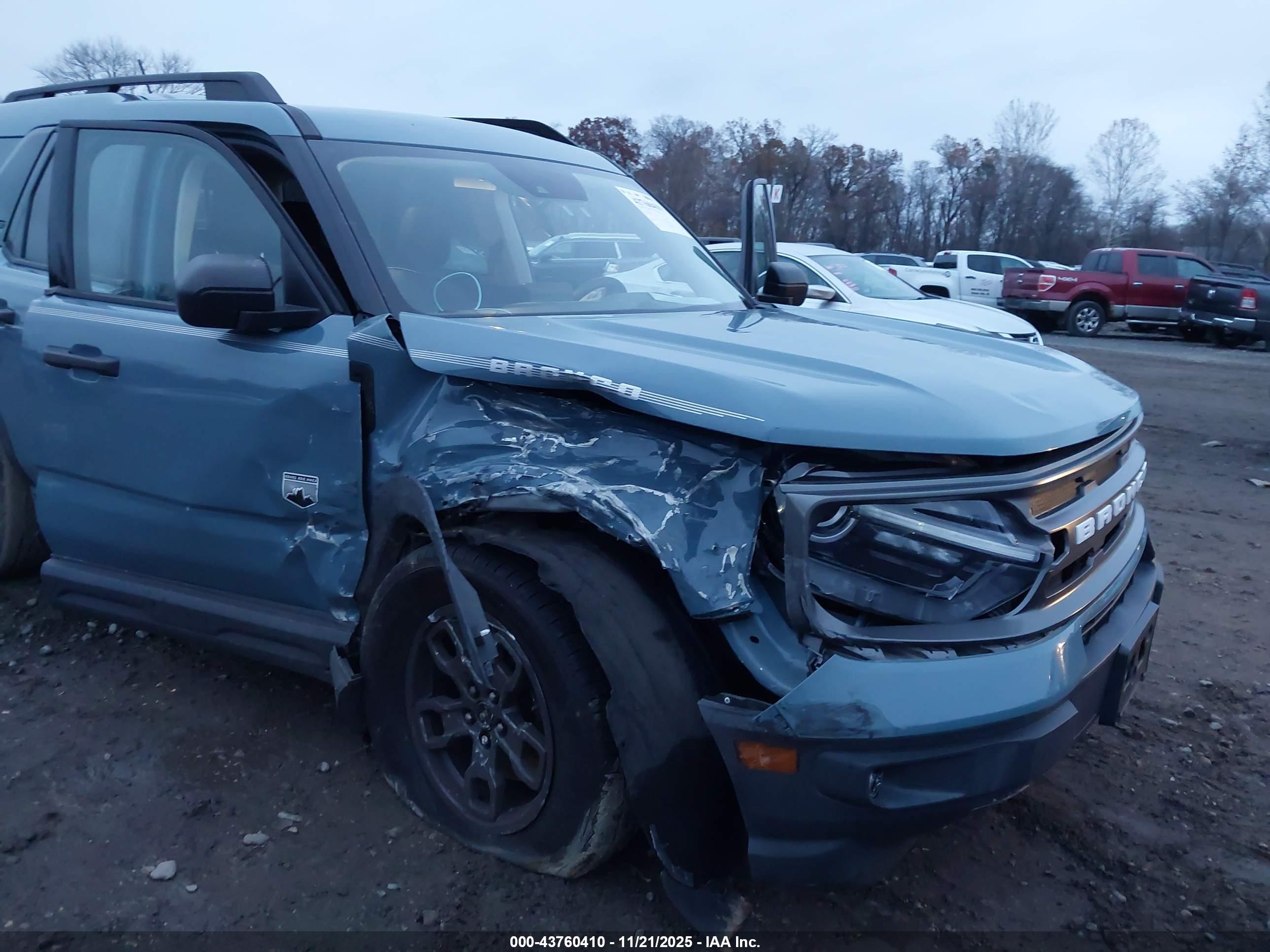 FORD BRONCO image 6