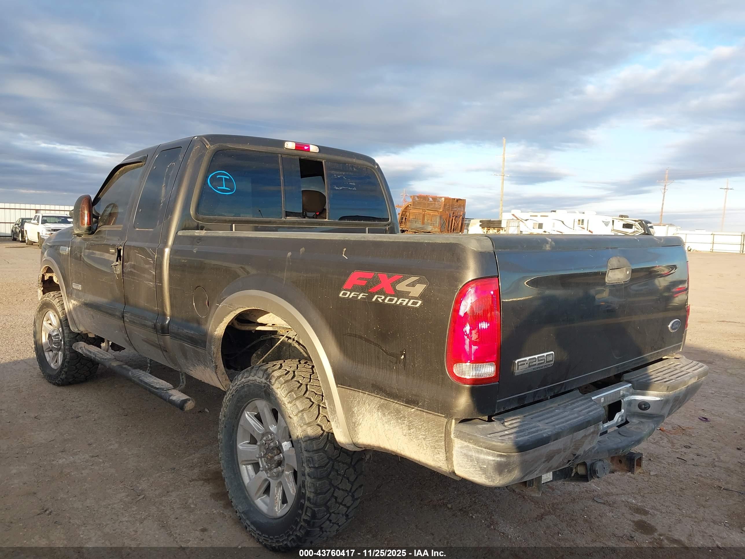 FORD F-250 image 3