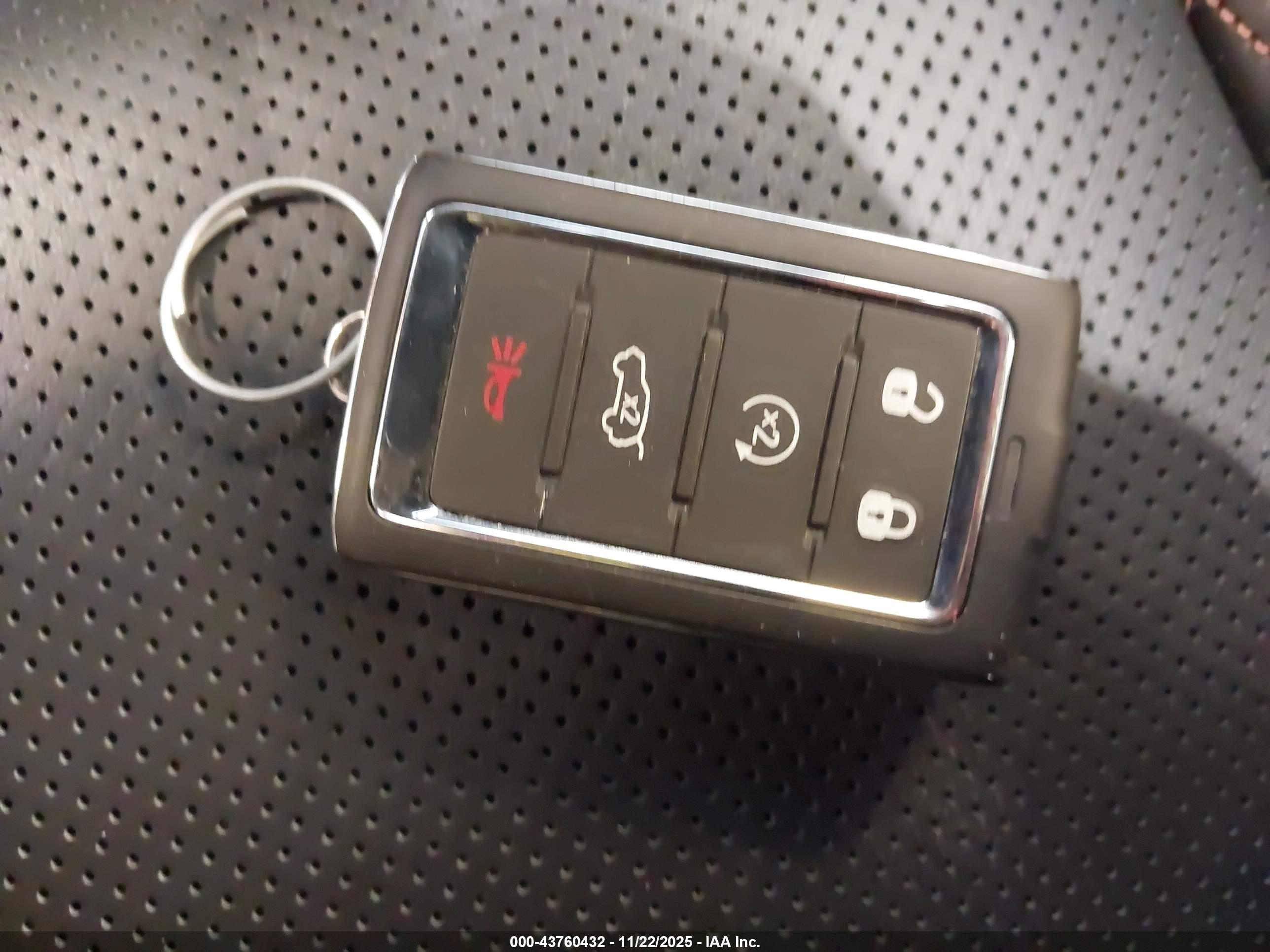 JEEP GRAND image 11