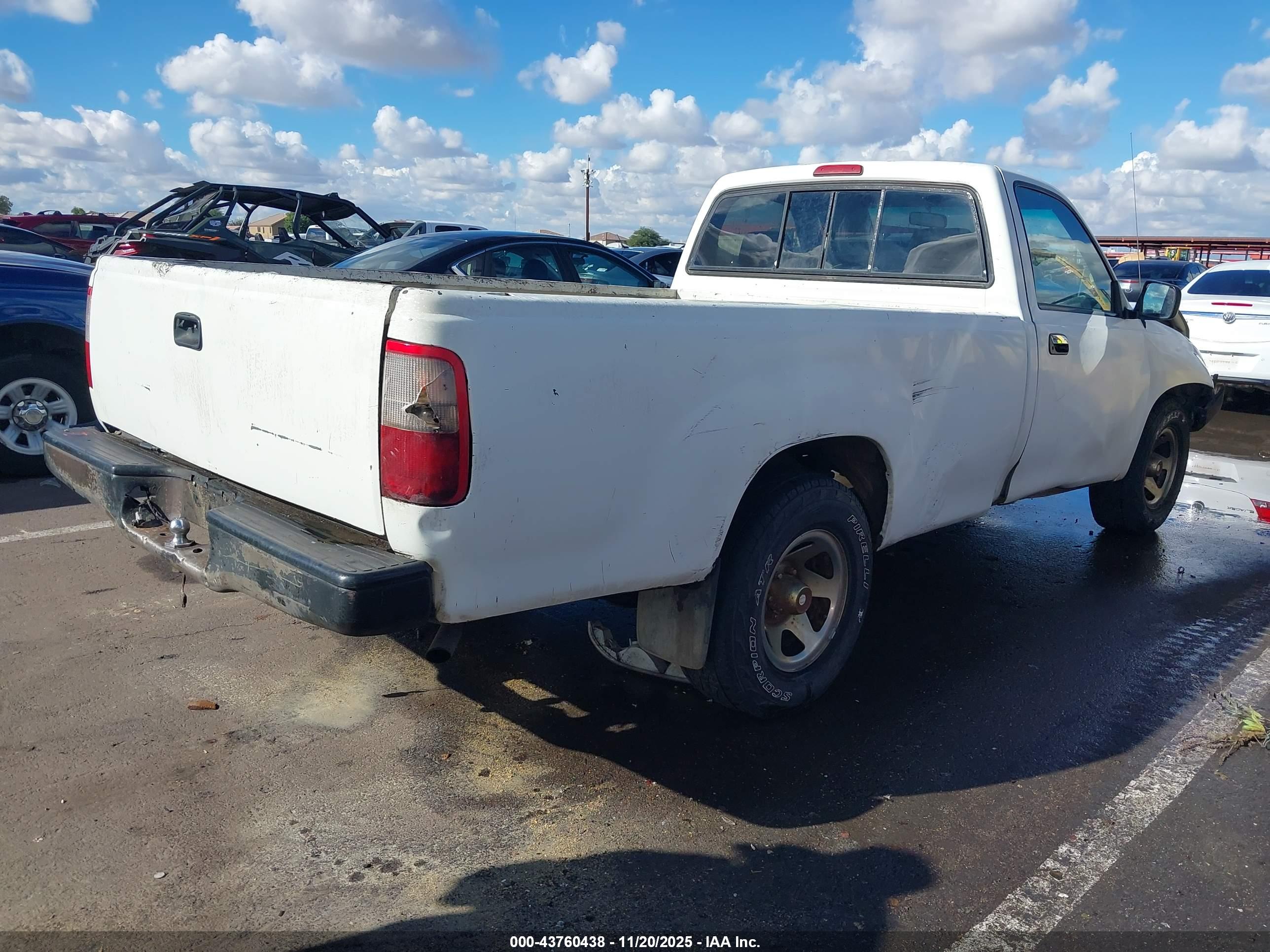 TOYOTA T100 image 4