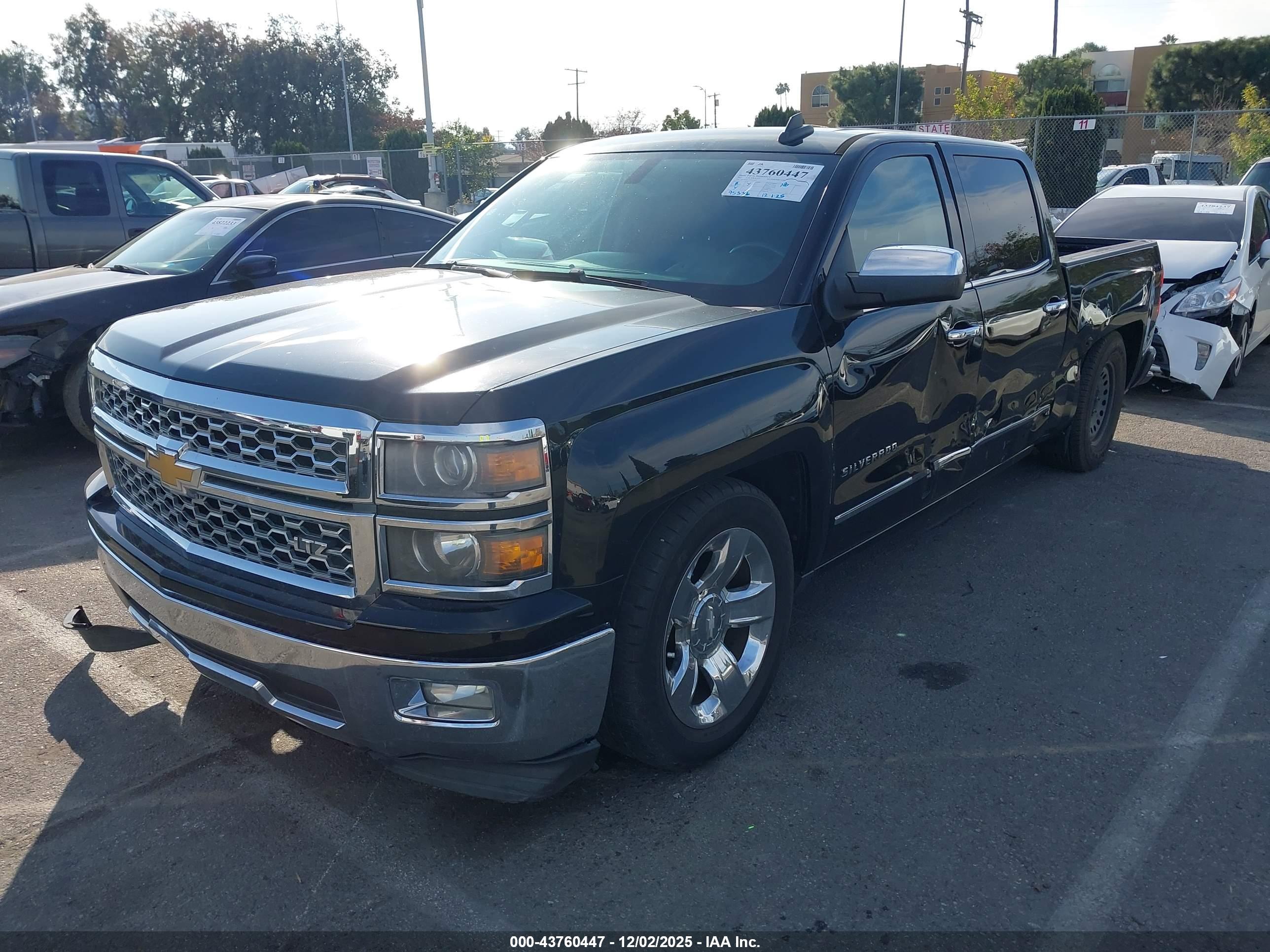 CHEVROLET SILVERADO image 2