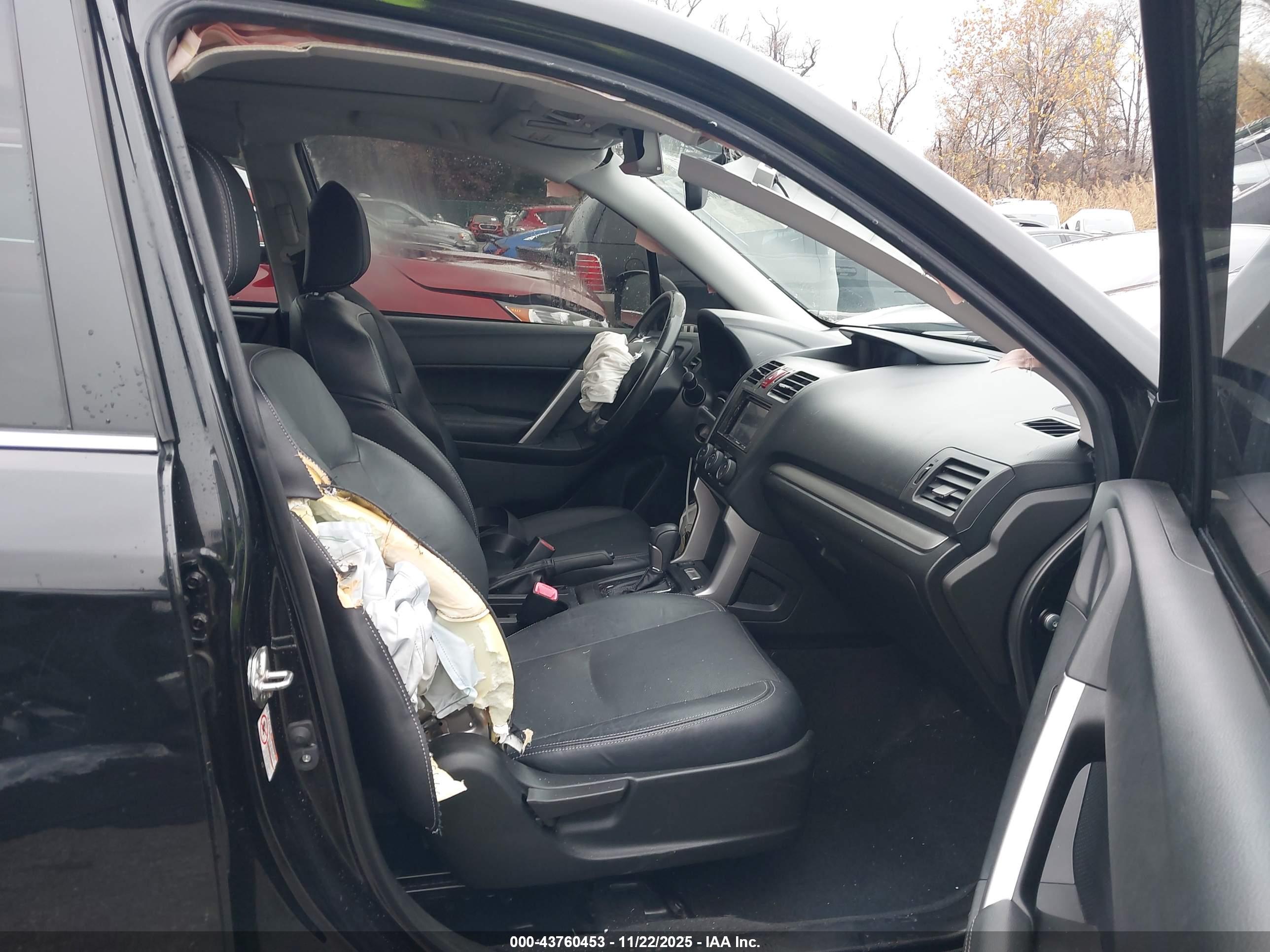 SUBARU FORESTER image 5
