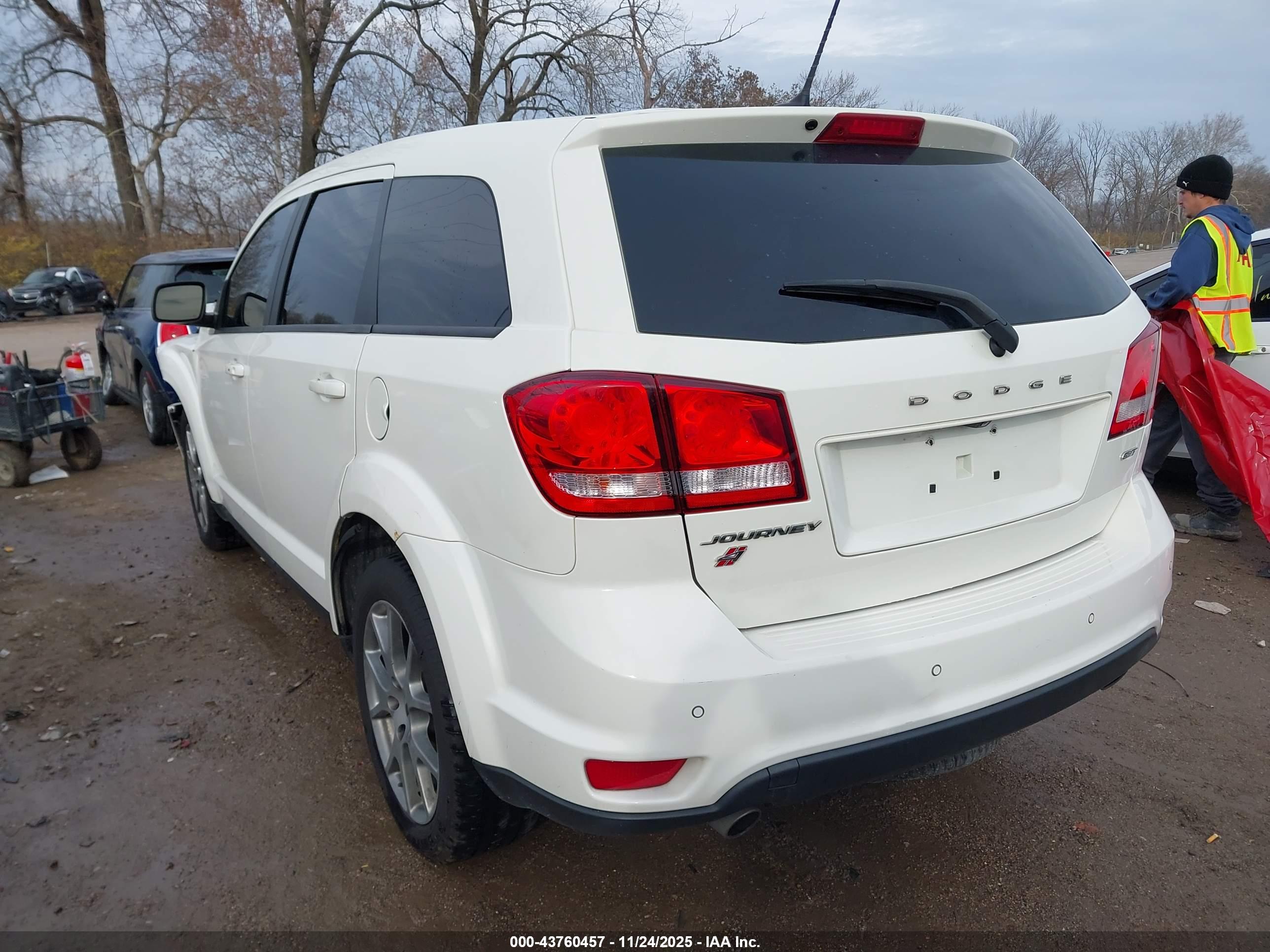 DODGE JOURNEY image 3