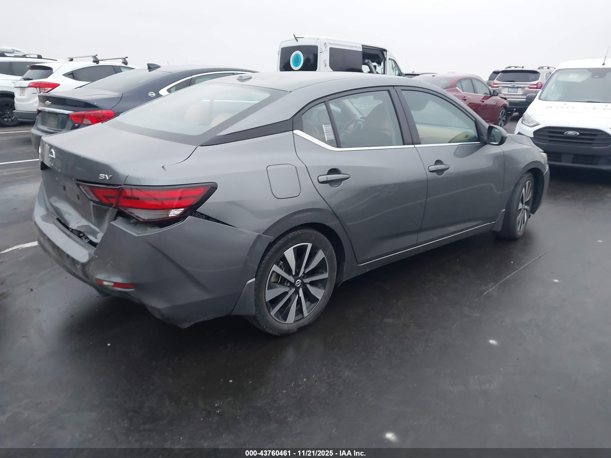 NISSAN SENTRA image 4