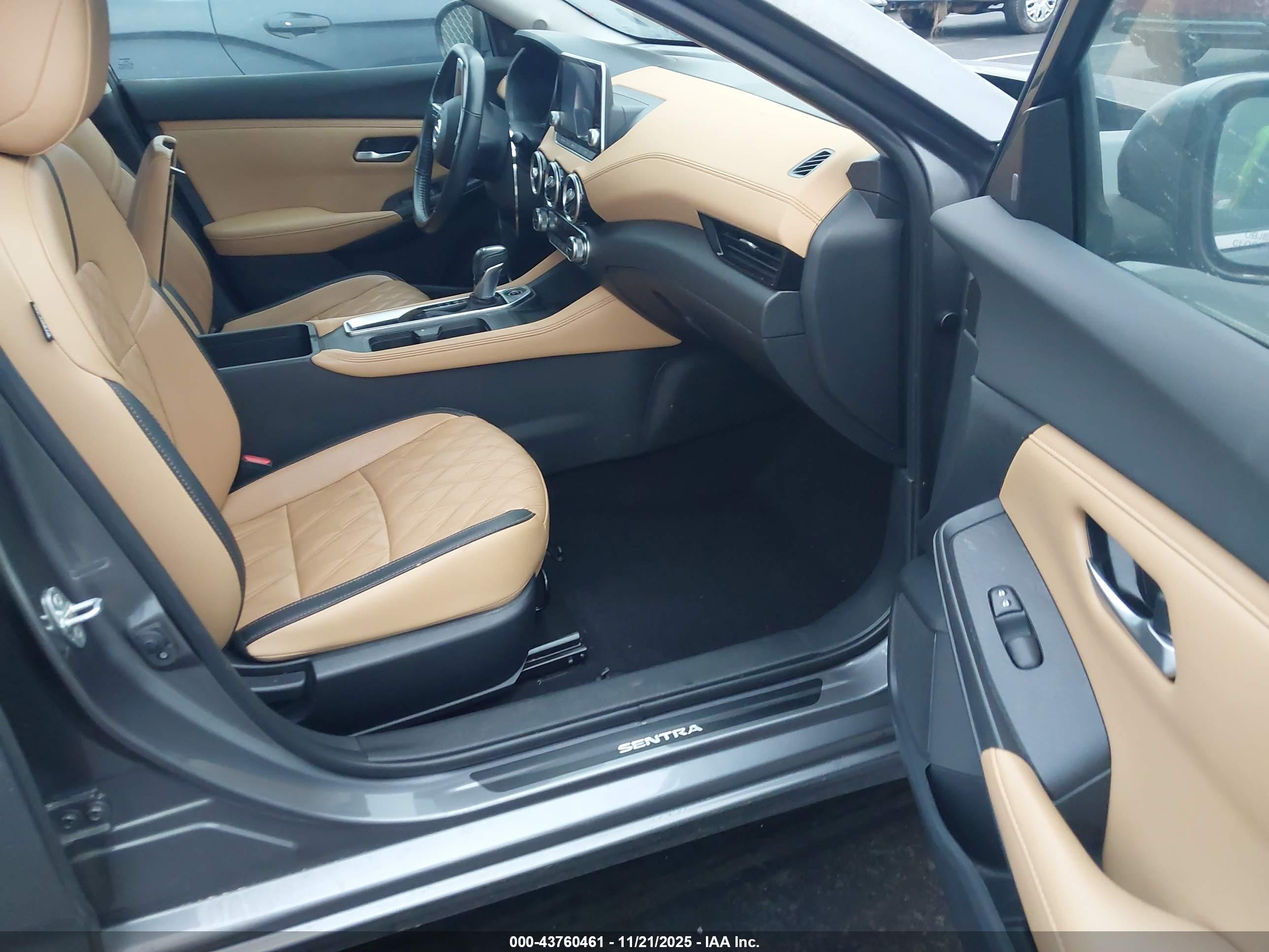 NISSAN SENTRA image 5