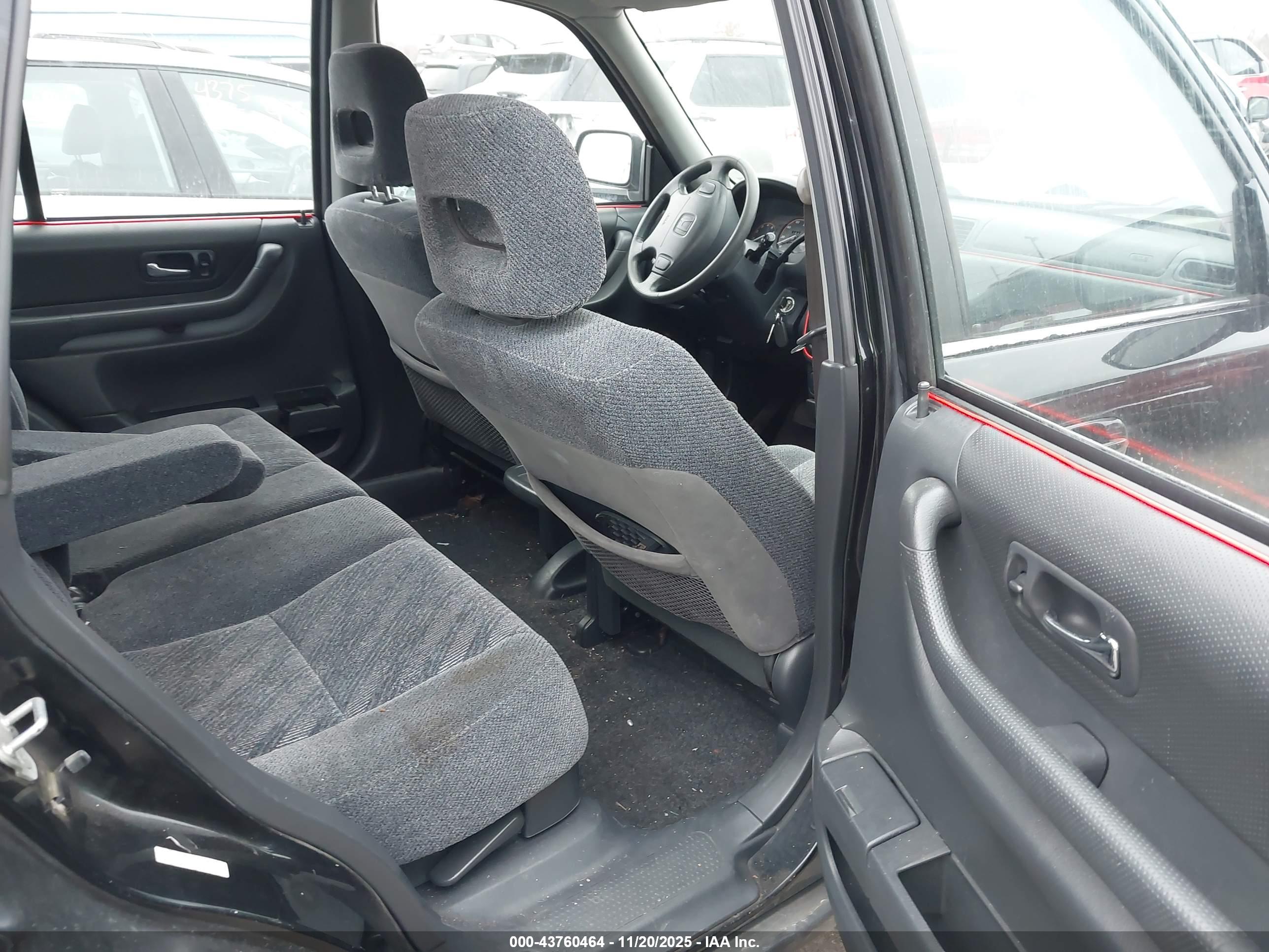 HONDA CR-V image 8