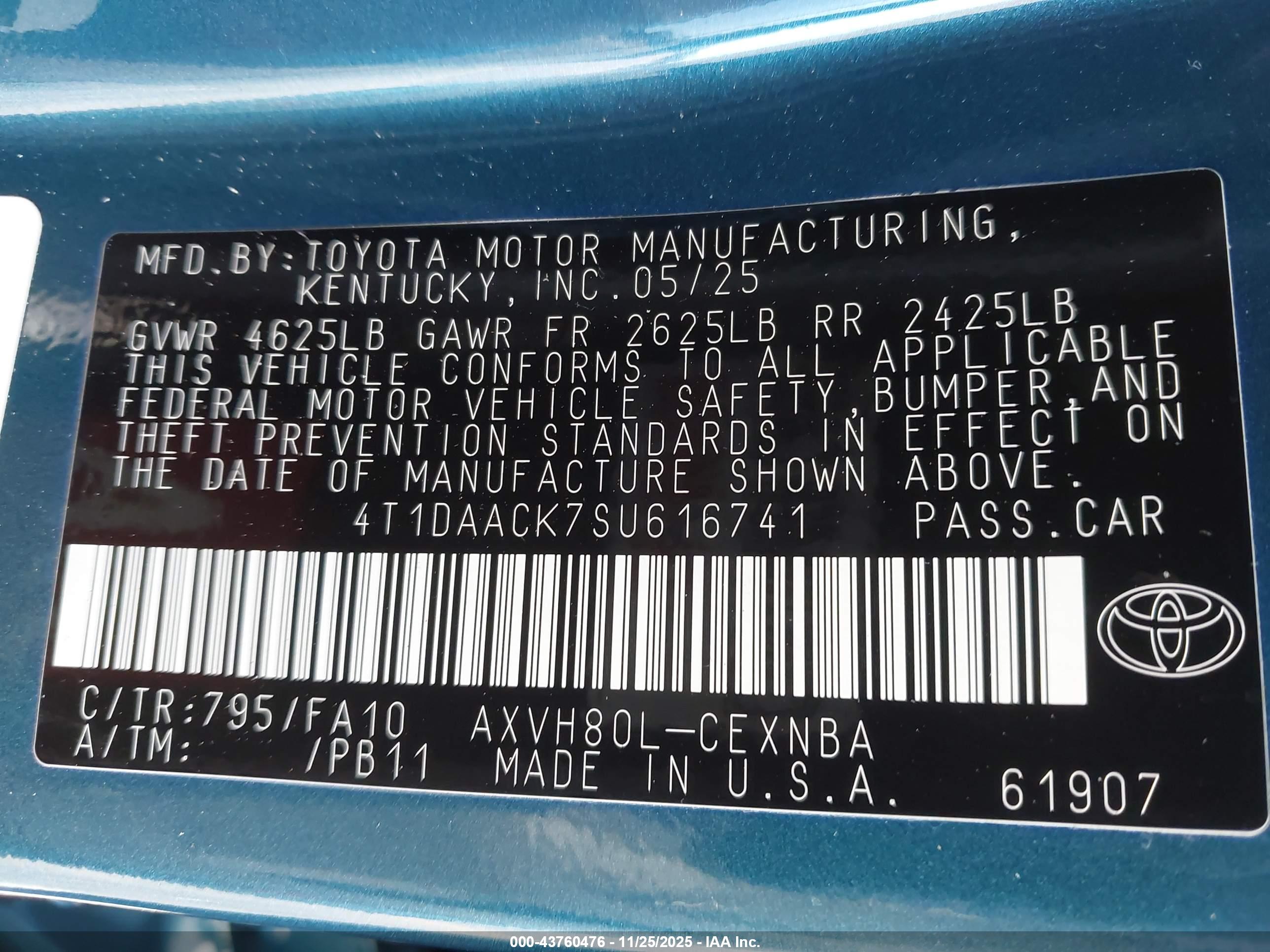 TOYOTA CAMRY image 9