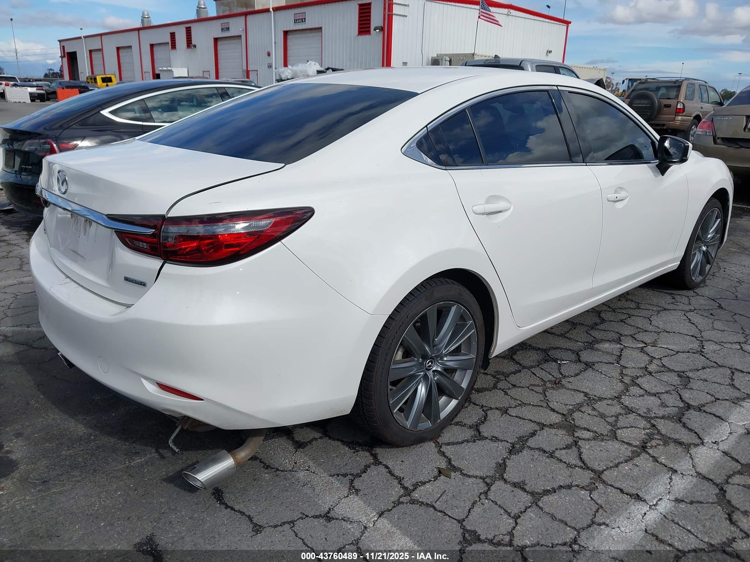 MAZDA MAZDA6 image 4