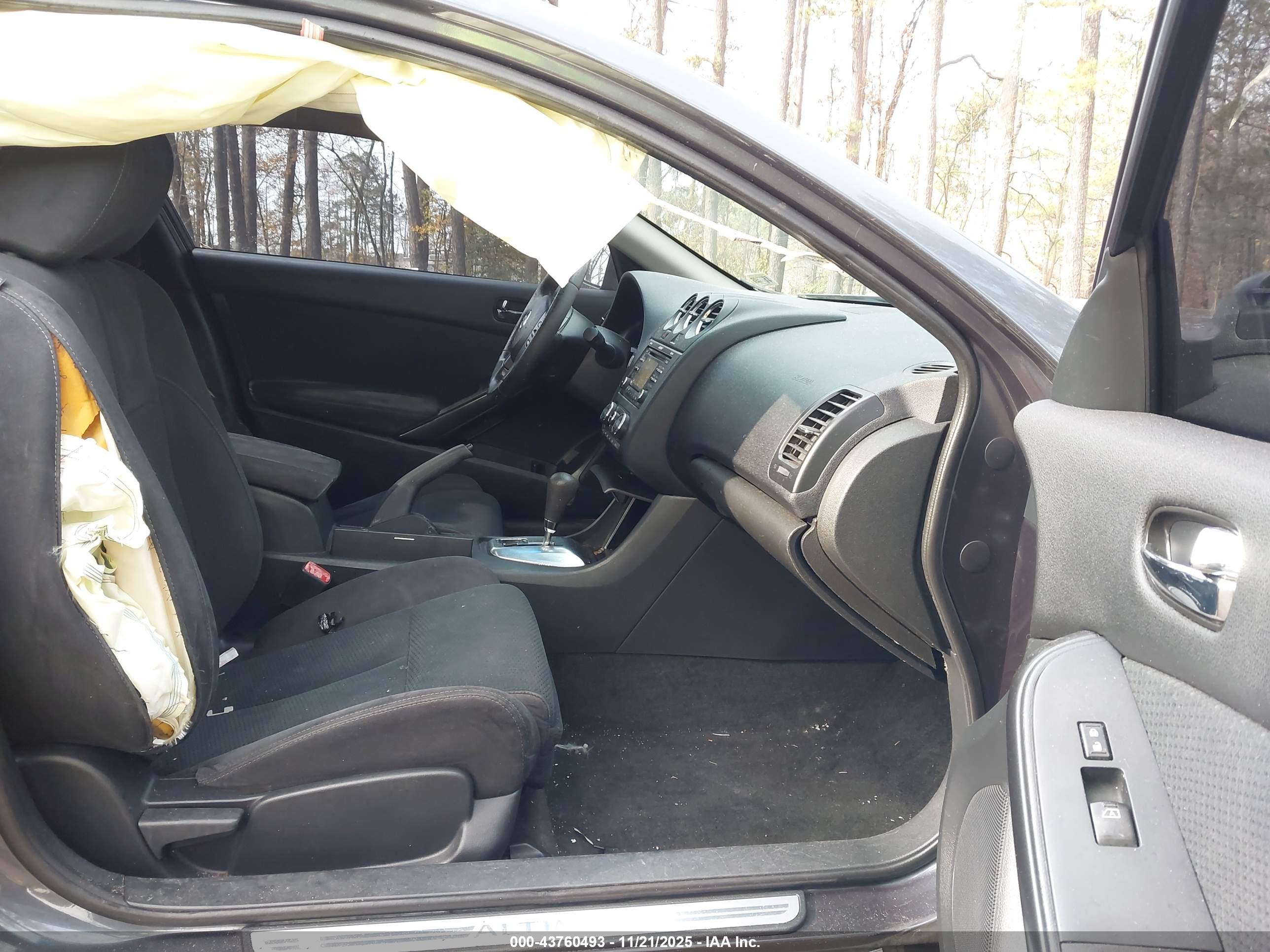 NISSAN ALTIMA image 5