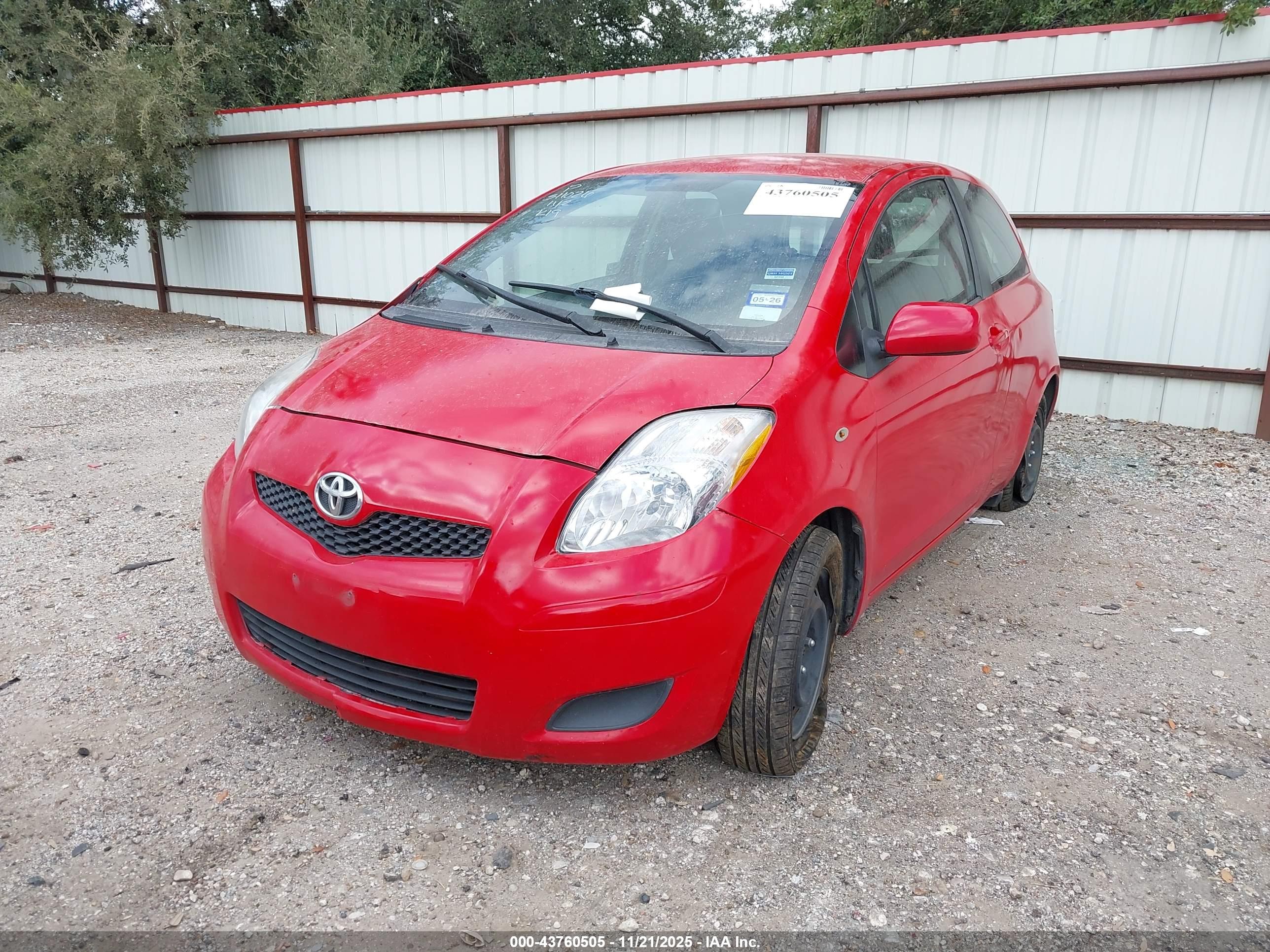 TOYOTA YARIS image 6
